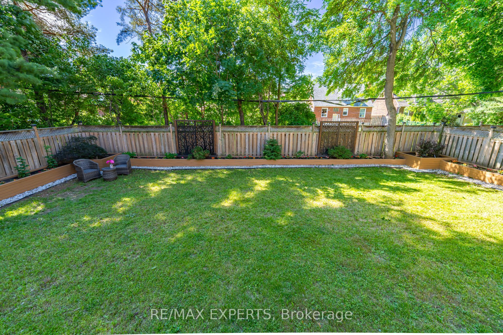 9 Calderon Crescent Property Photo 39