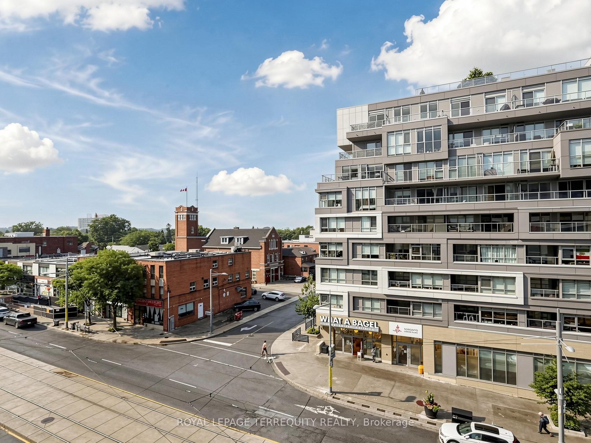 840 St Clair Avenue W 612 Property Photo 15