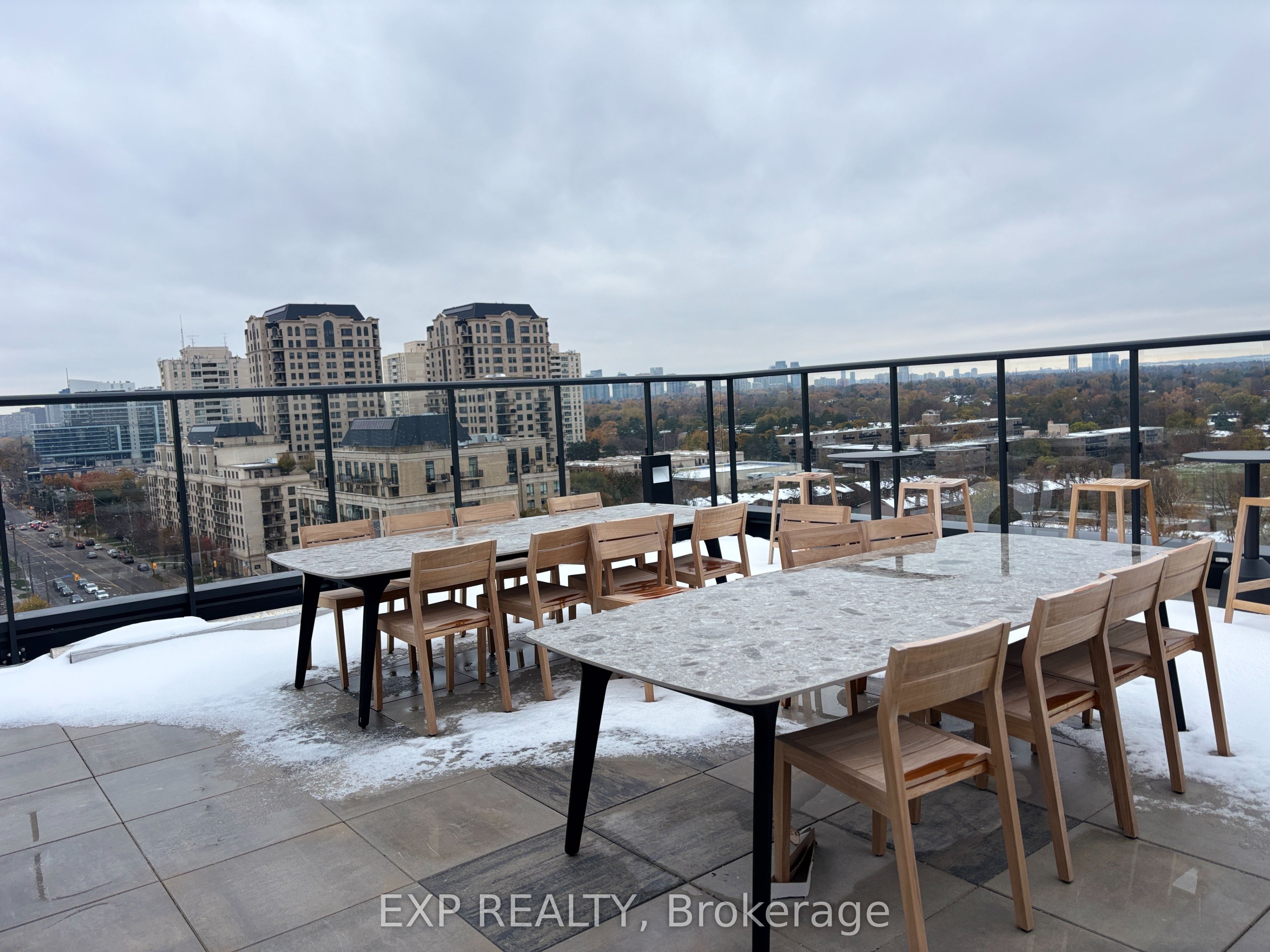 699 Sheppard Avenue E 907 Property Photo 10