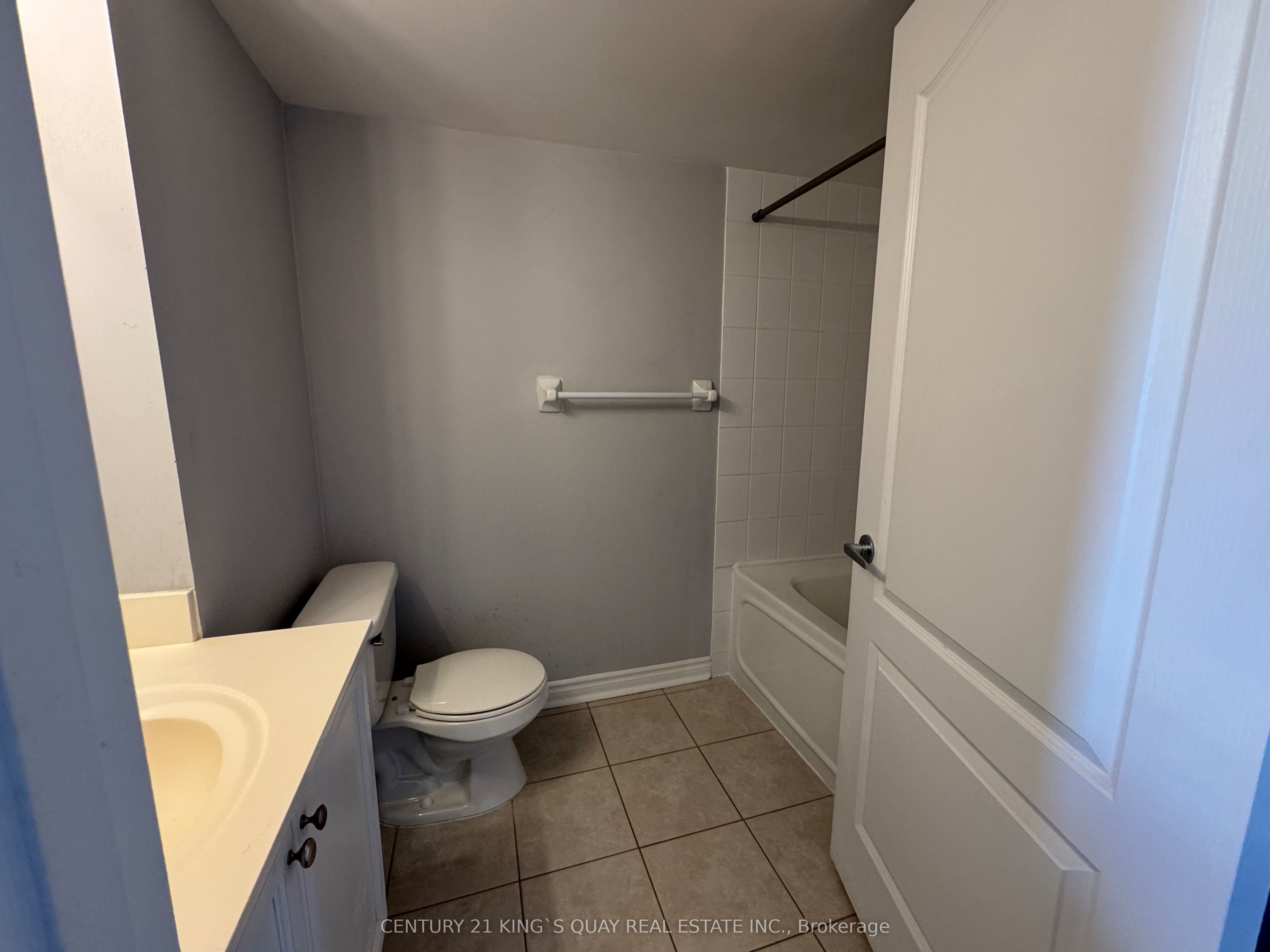 17 Barberry Place 2006 Property Photo 17