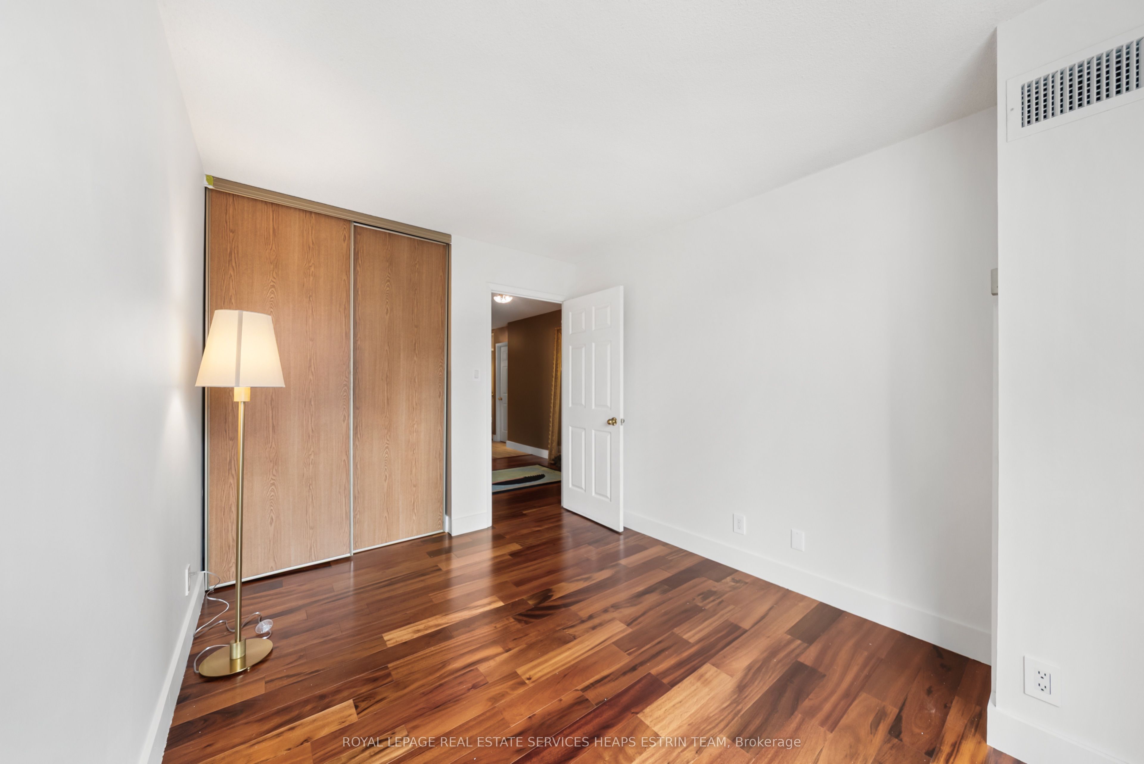 298 Jarvis Street 507 Property Photo 23