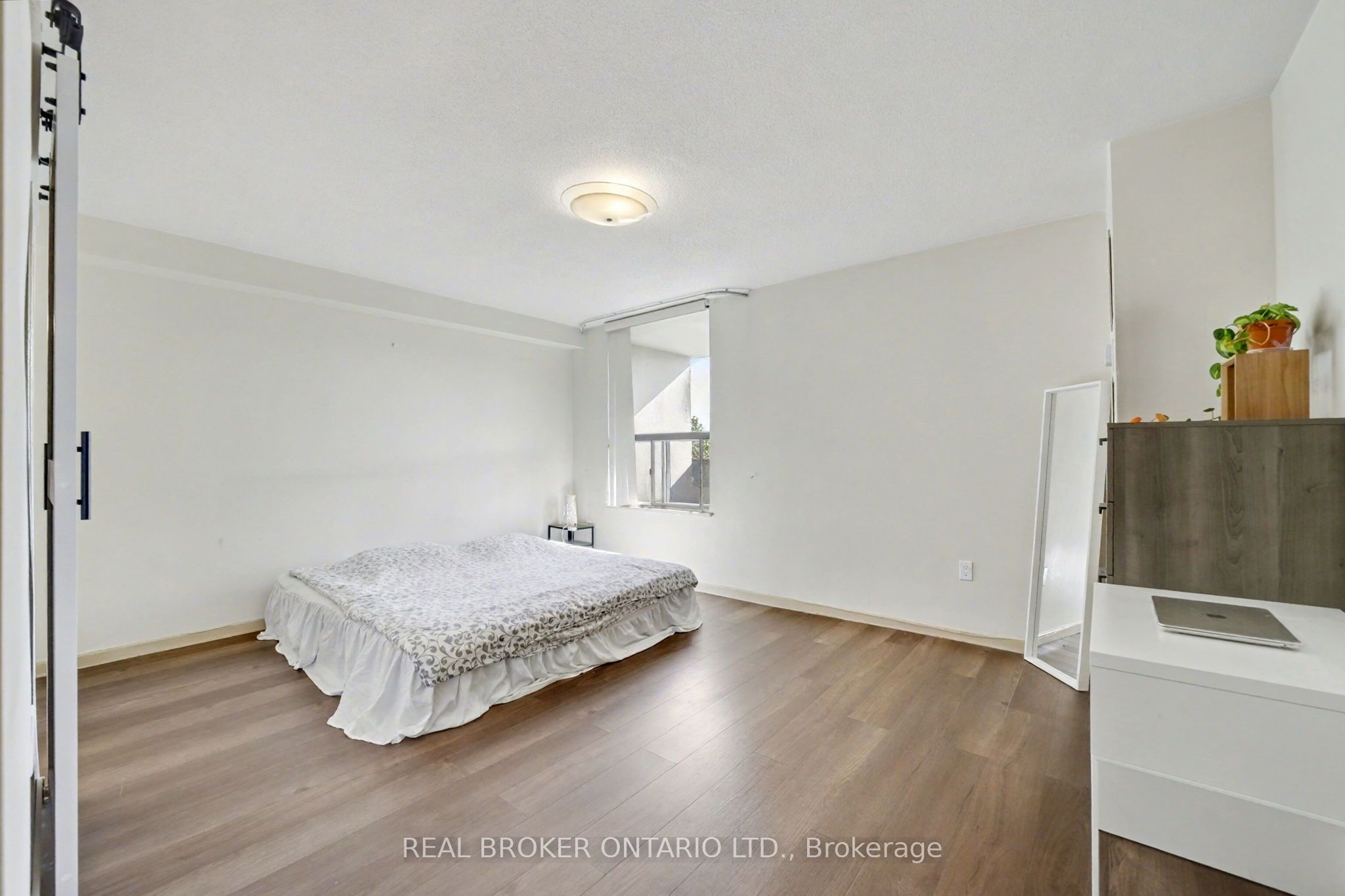 100 Canyon Avenue 503 Property Photo 14