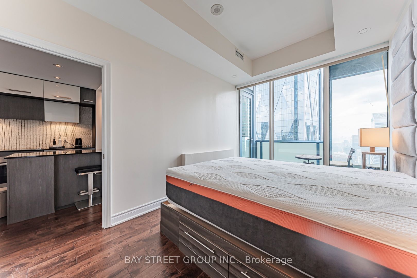 8 The Esplanade 5403 Property Photo 24