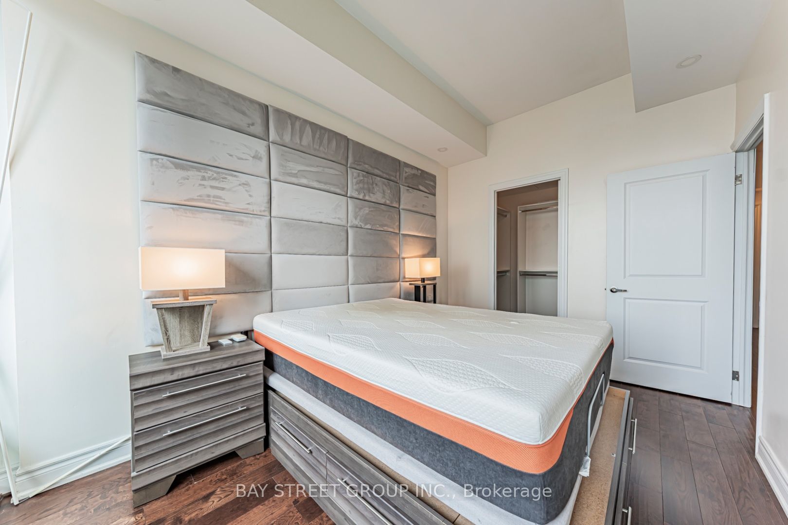8 The Esplanade 5403 Property Photo 25