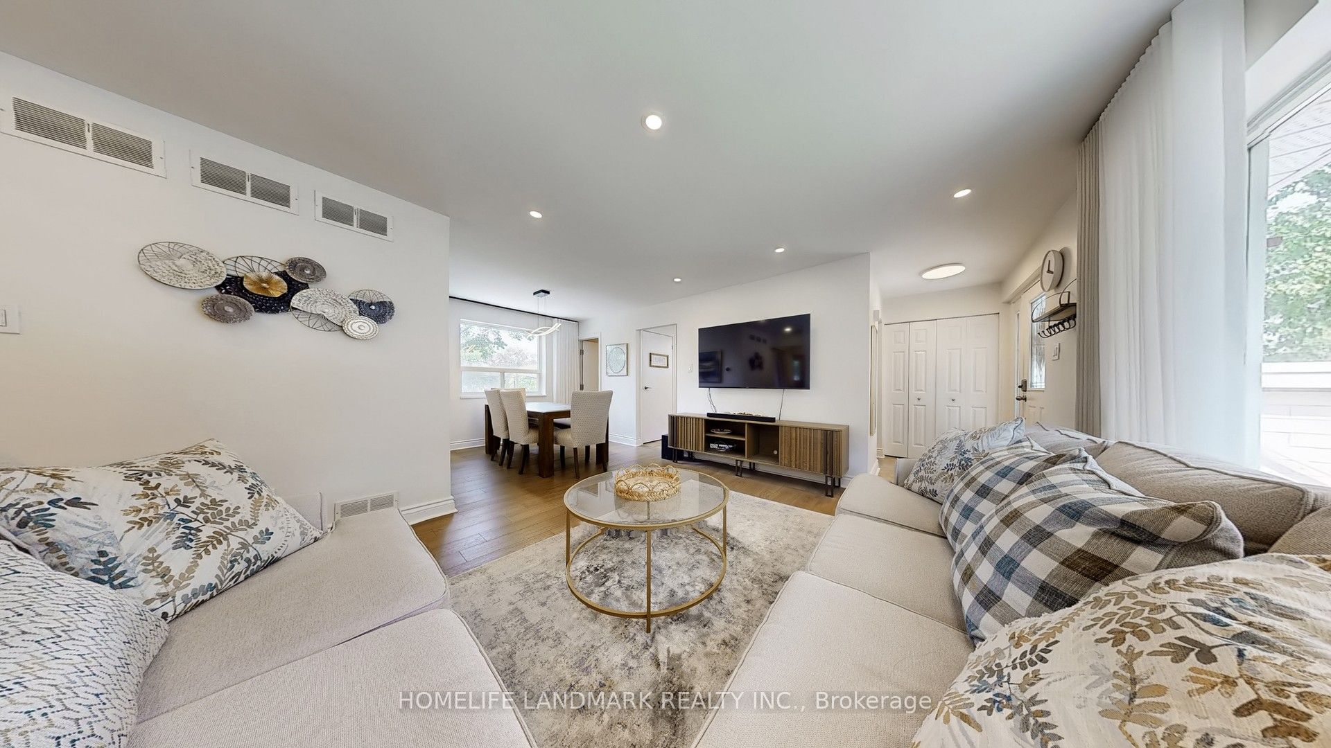 30 Paperbirch Drive Property Photo 4