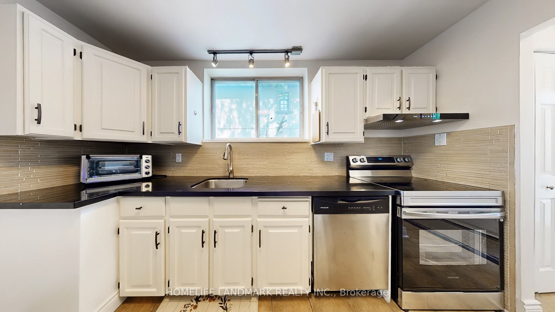 30 Paperbirch Drive Property Photo 8