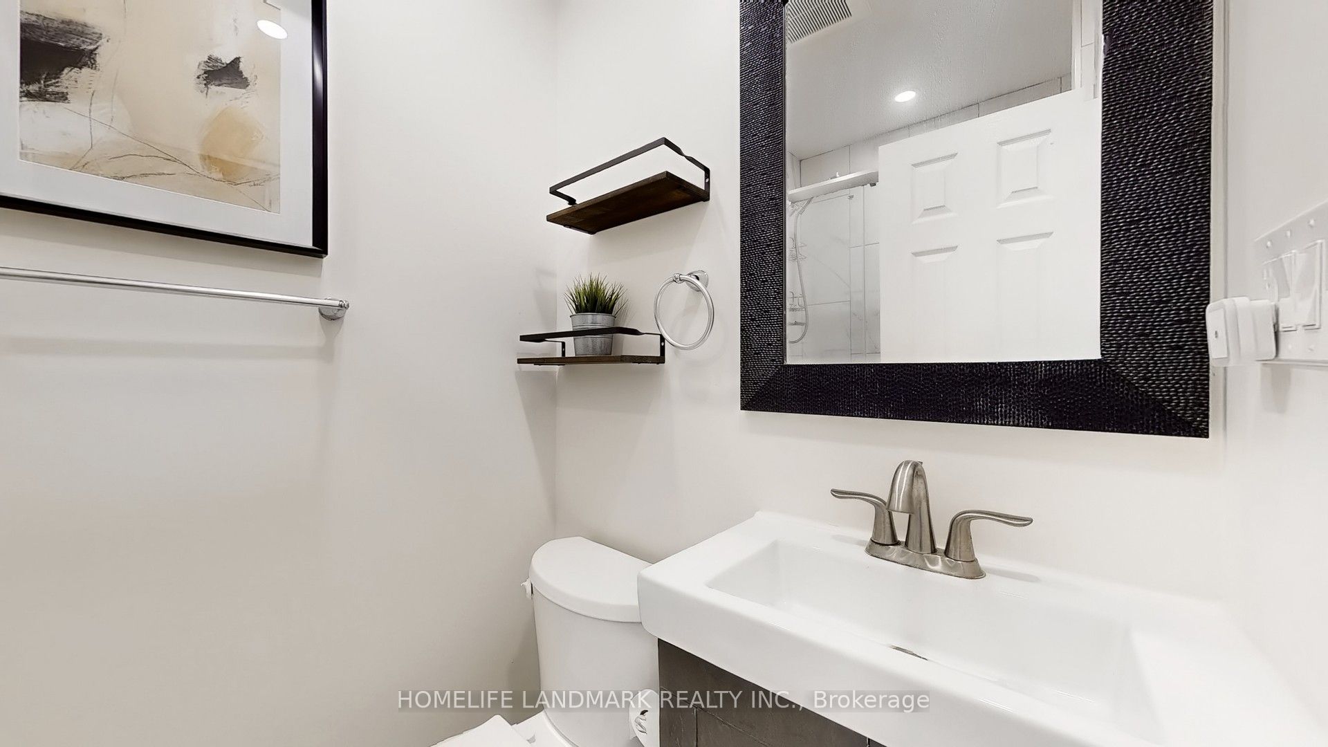 30 Paperbirch Drive Property Photo 14