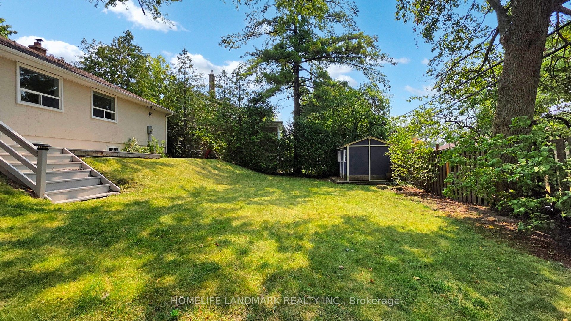 30 Paperbirch Drive Property Photo 24