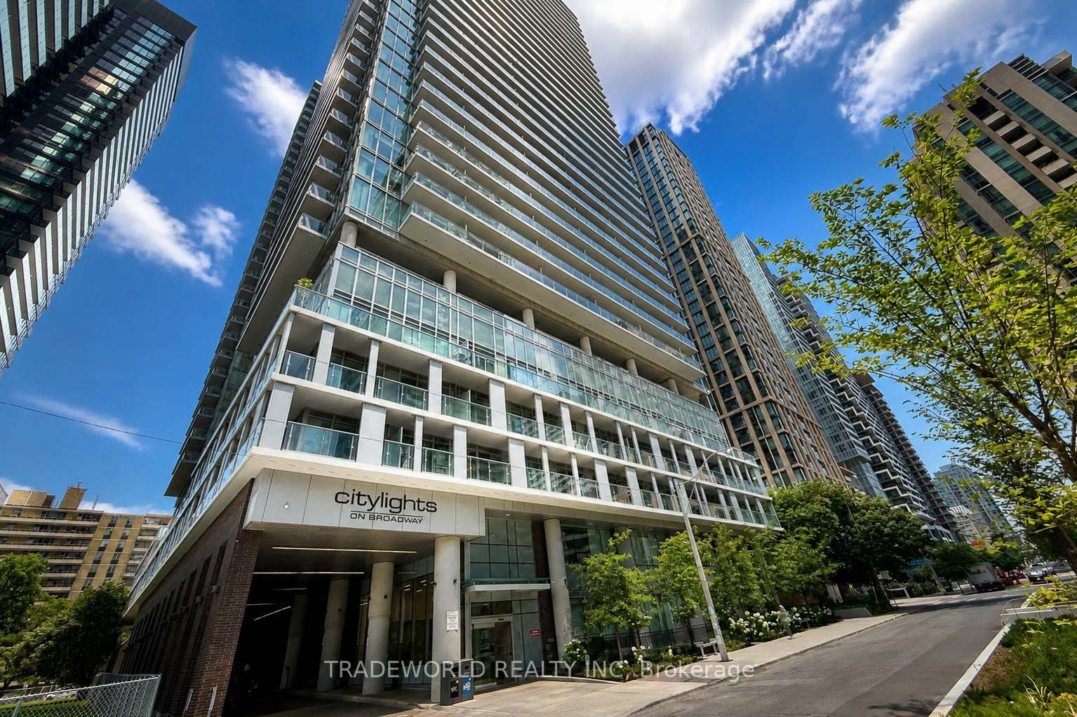 99 Broadway Avenue 2308