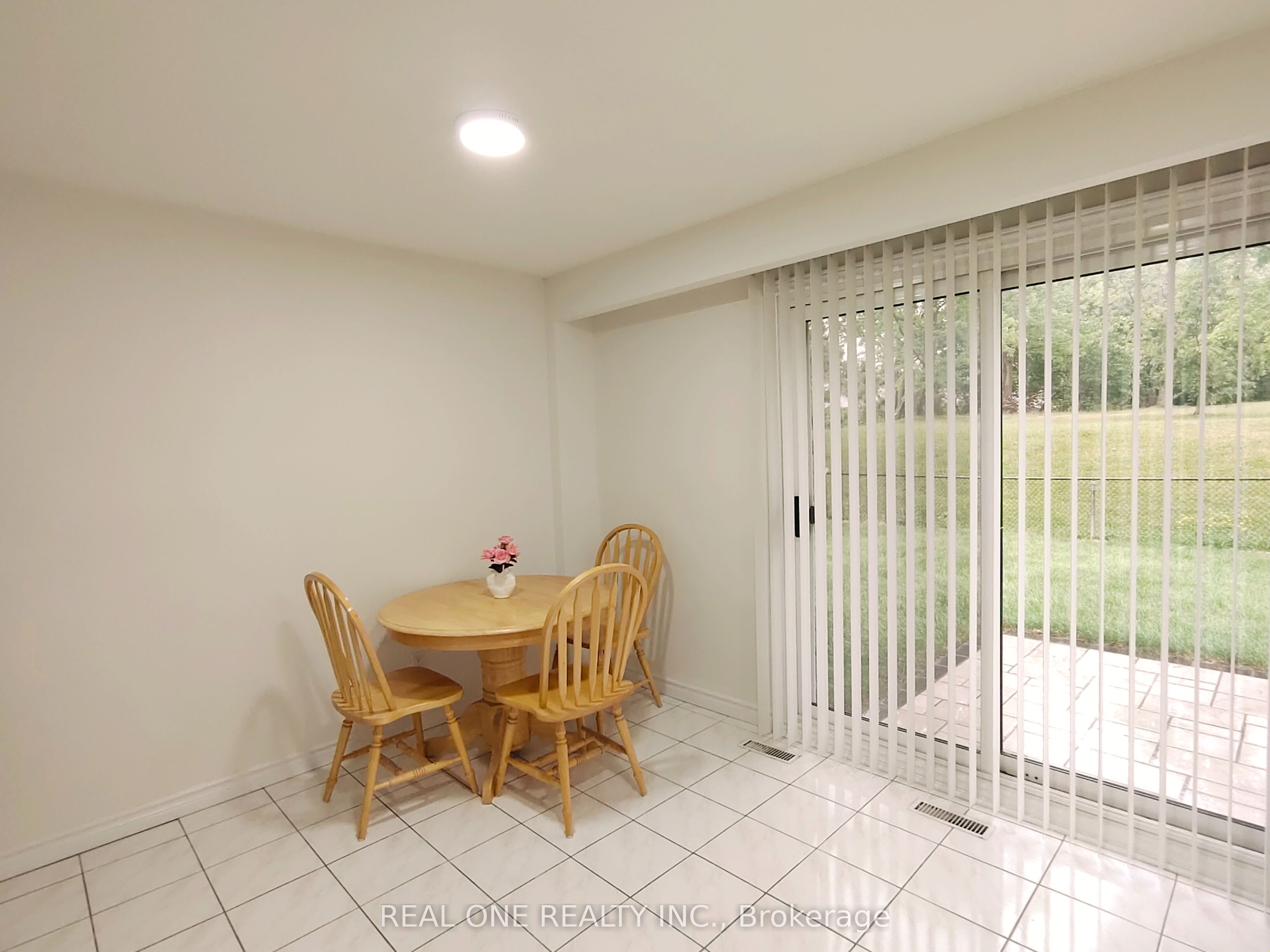 13 Mallaby Road Property Photo 6
