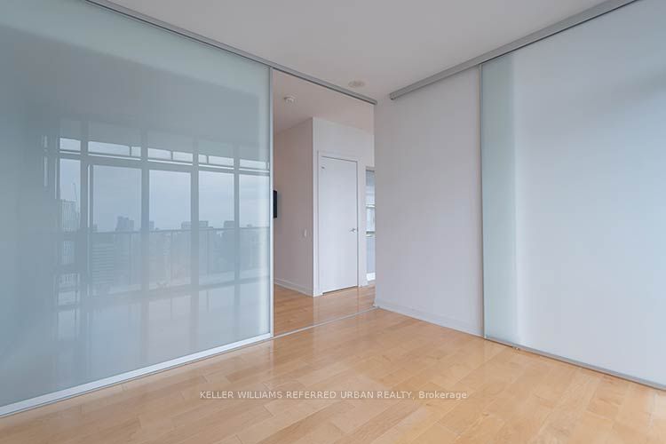 33 Charles Street E 3902 Property Photo 15