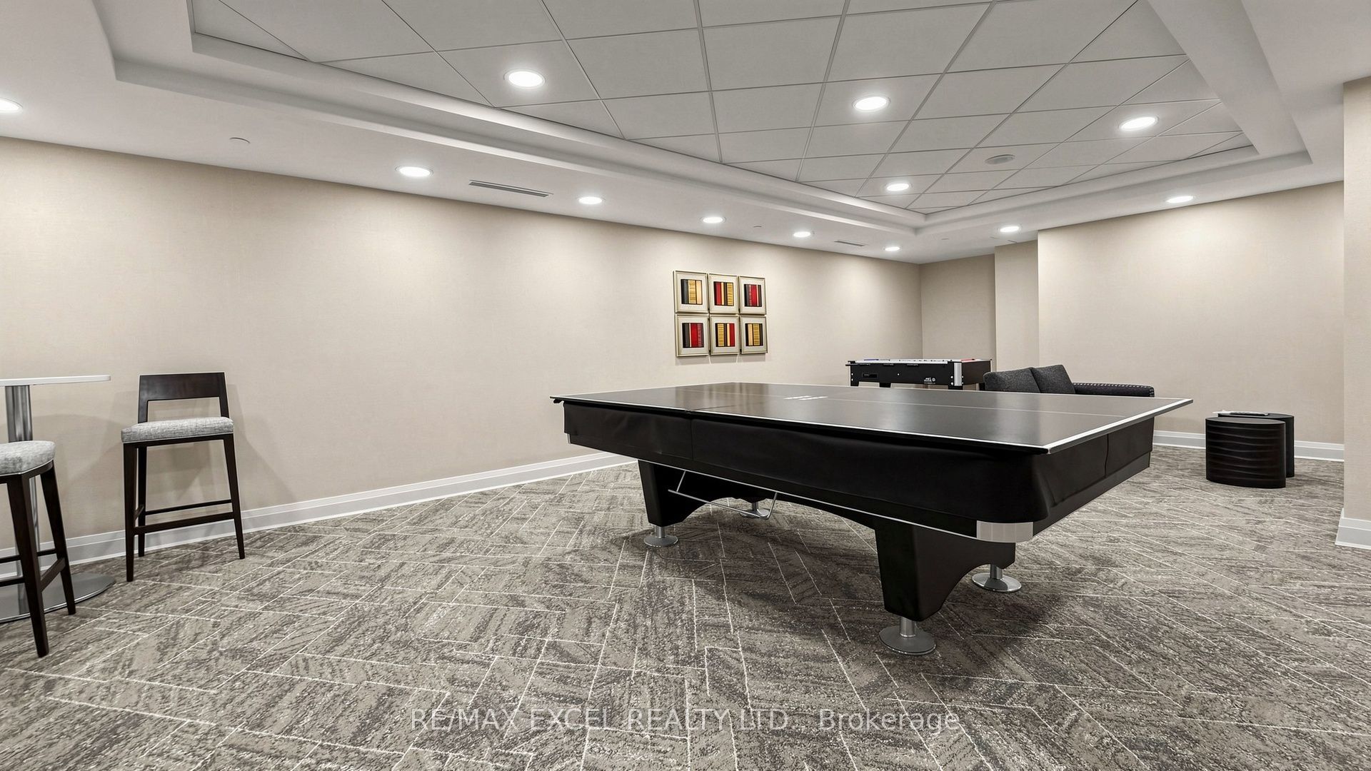 4978 Yonge Street 2009 Property Photo 33