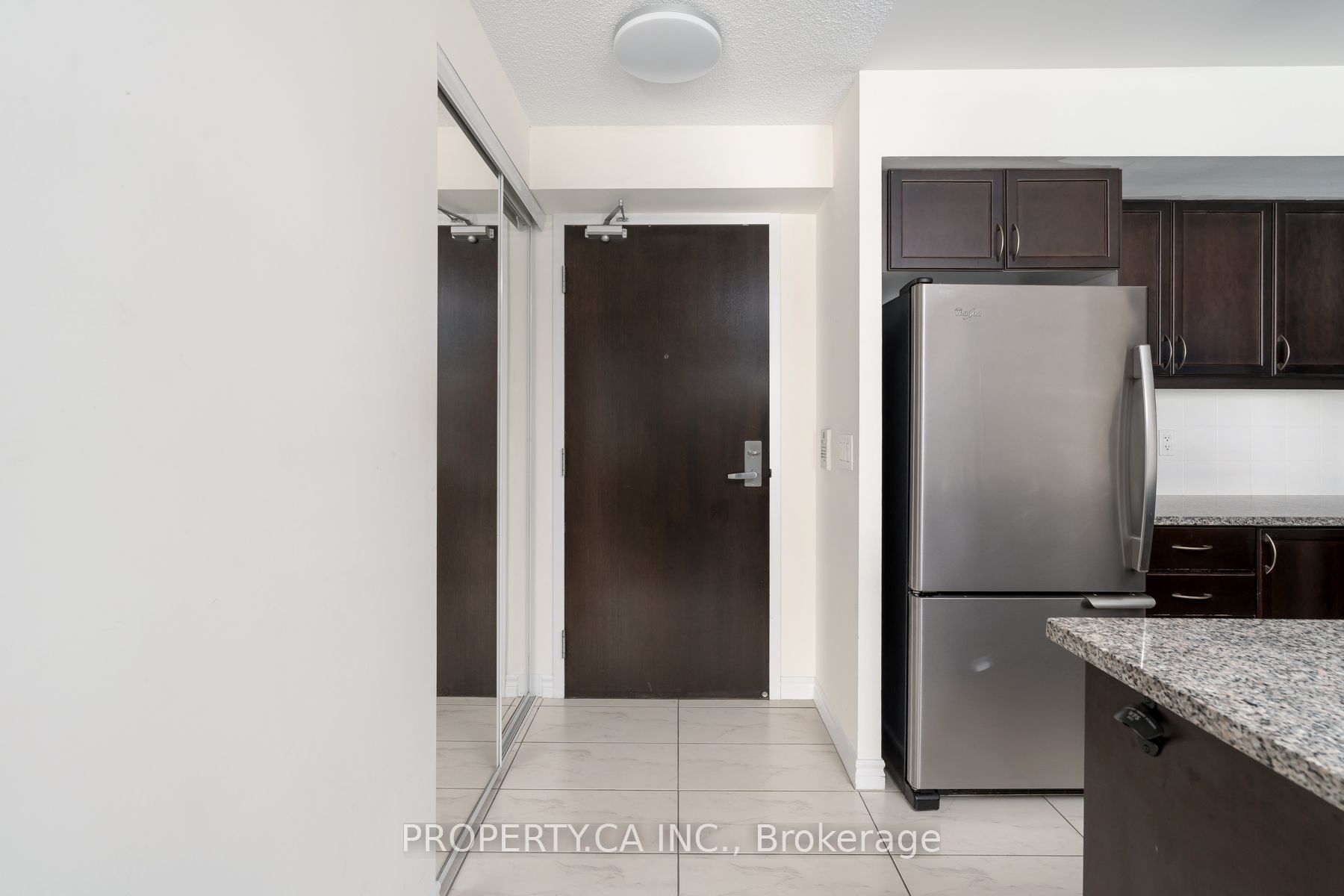 25 Lower Simcoe Street 803 Property Photo 13