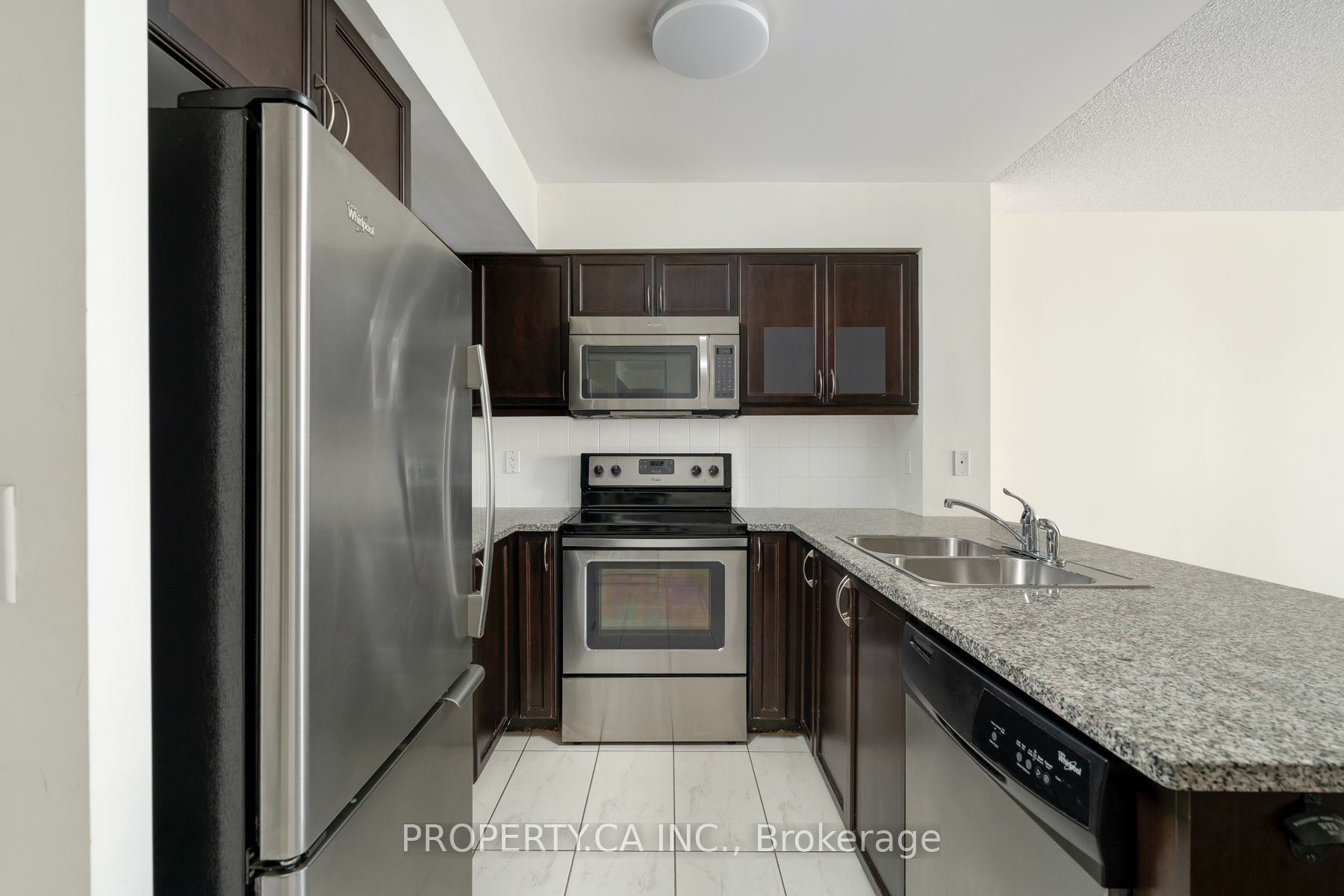 25 Lower Simcoe Street 803 Property Photo 14