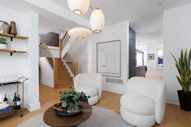 96 Summerhill Avenue Property Photo 8