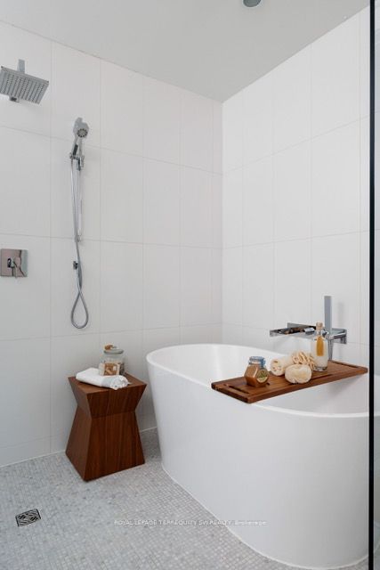 96 Summerhill Avenue Property Photo 31