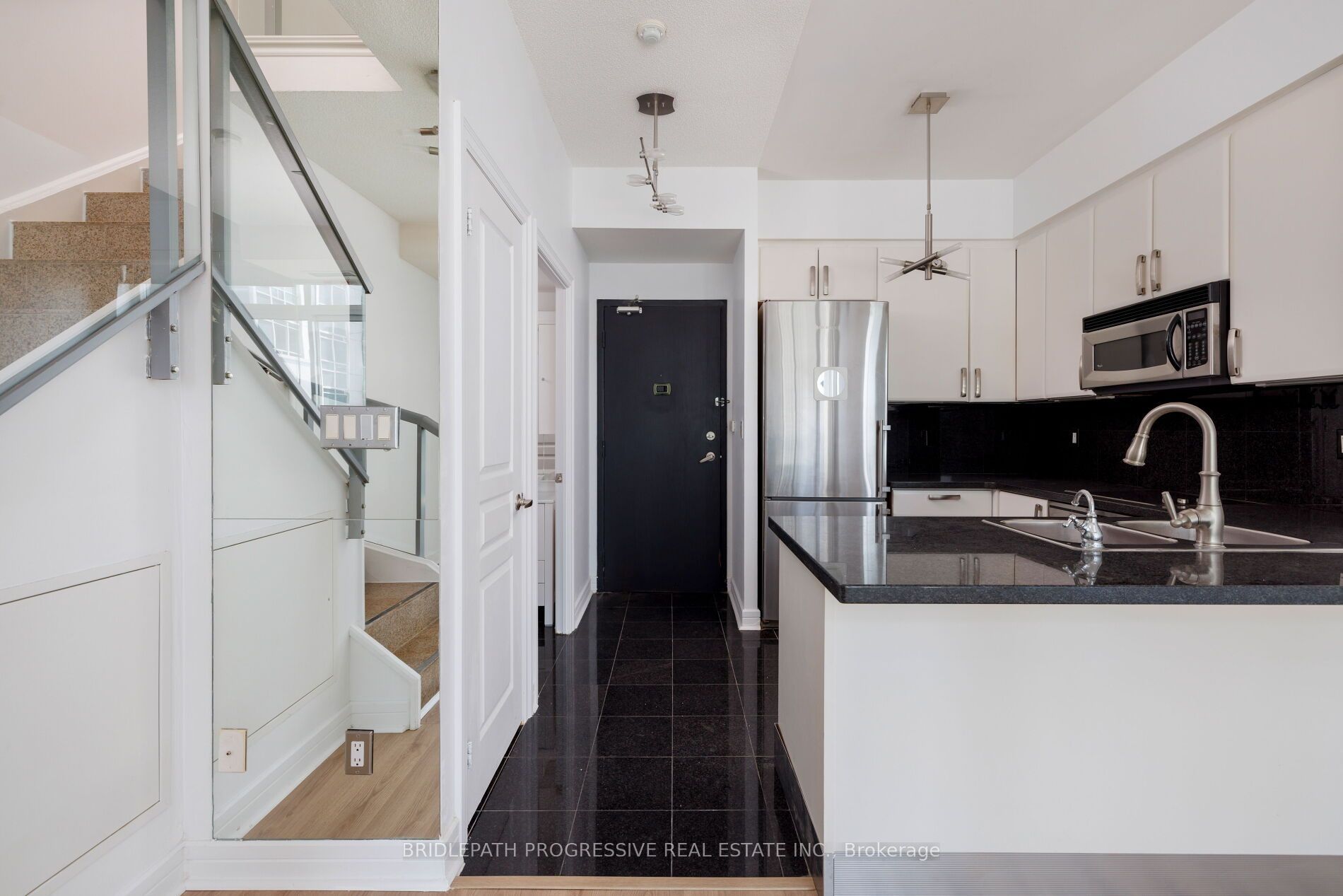 1 Avondale Avenue 509 Property Photo 5