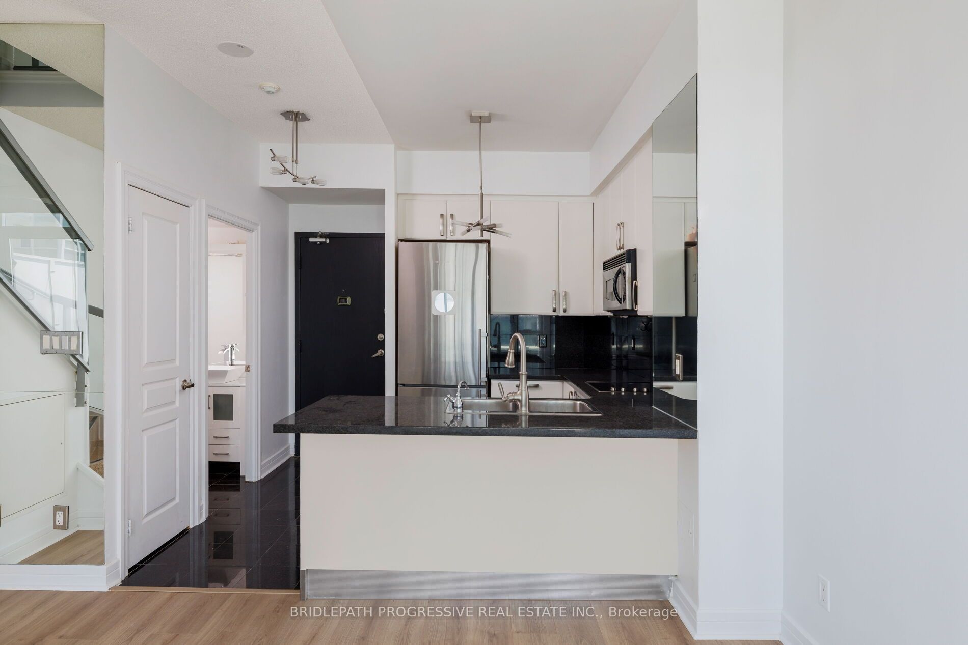 1 Avondale Avenue 509 Property Photo 6