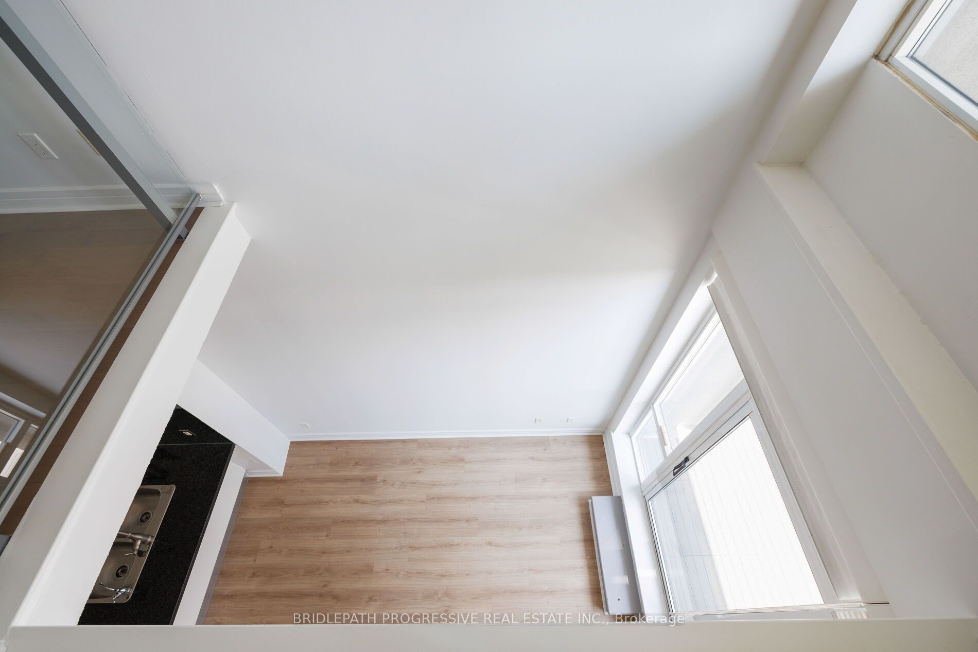 1 Avondale Avenue 509 Property Photo 27