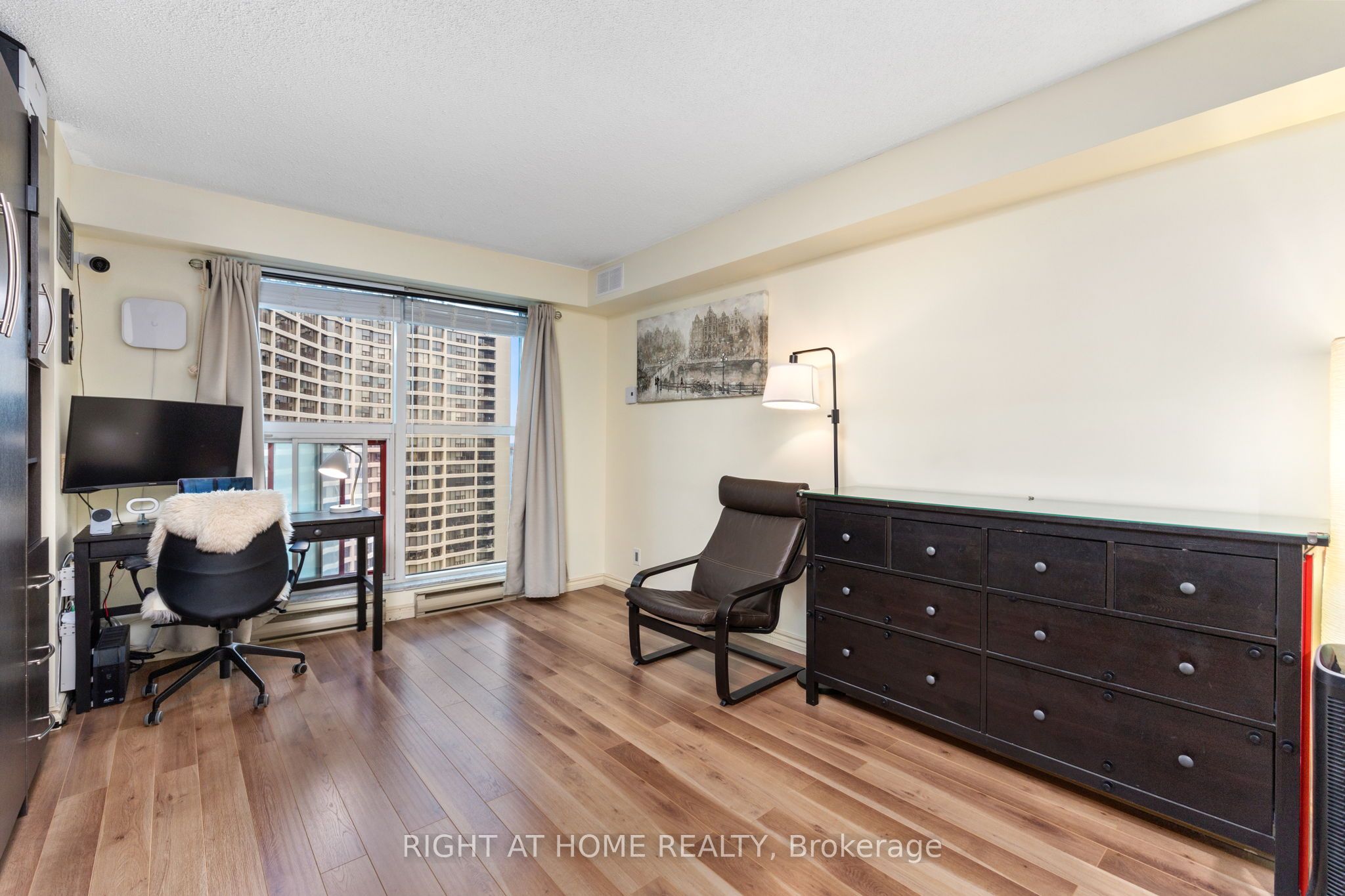 77 Harbour Square 2306 Property Photo 13