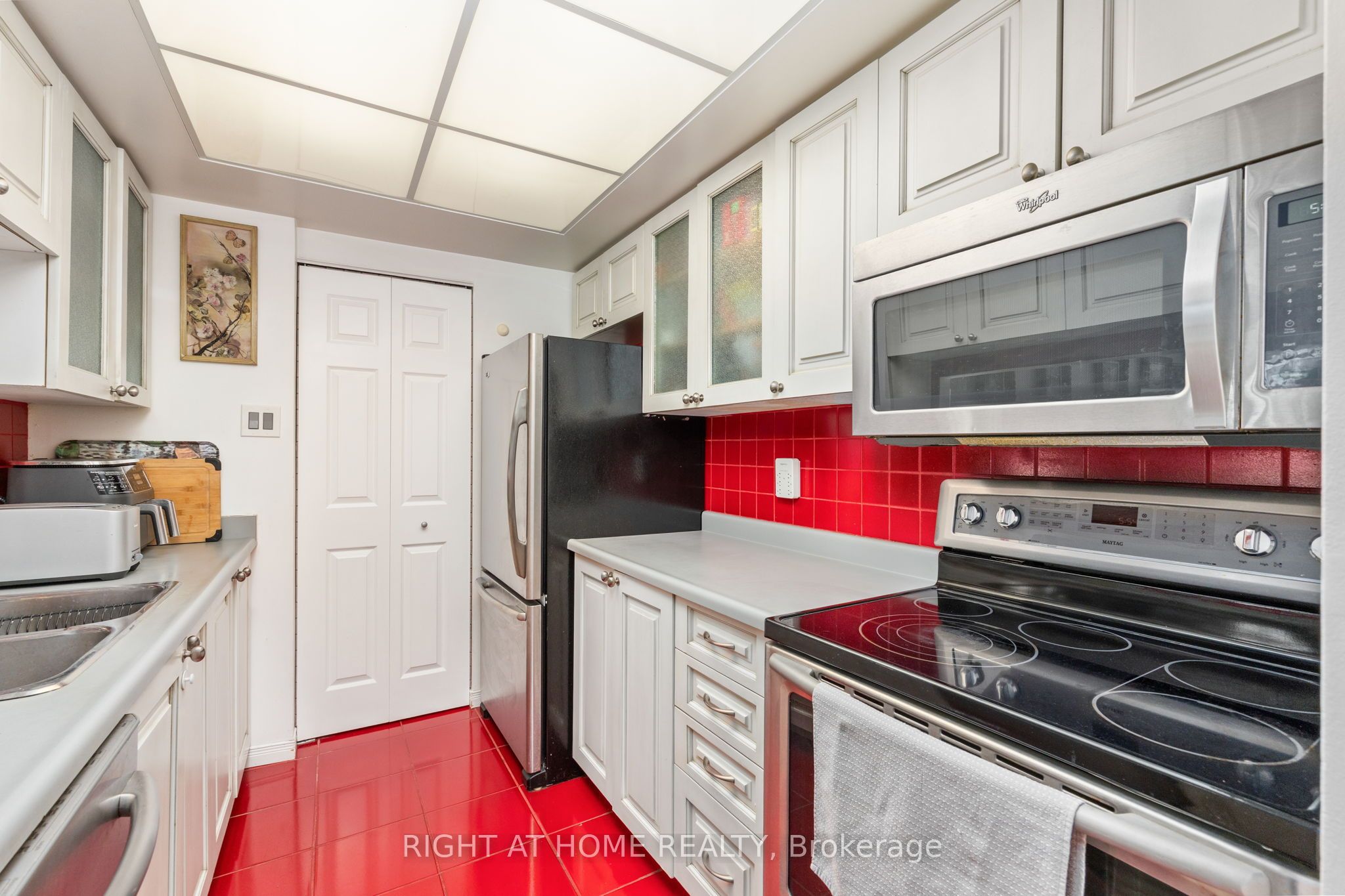 77 Harbour Square 2306 Property Photo 17