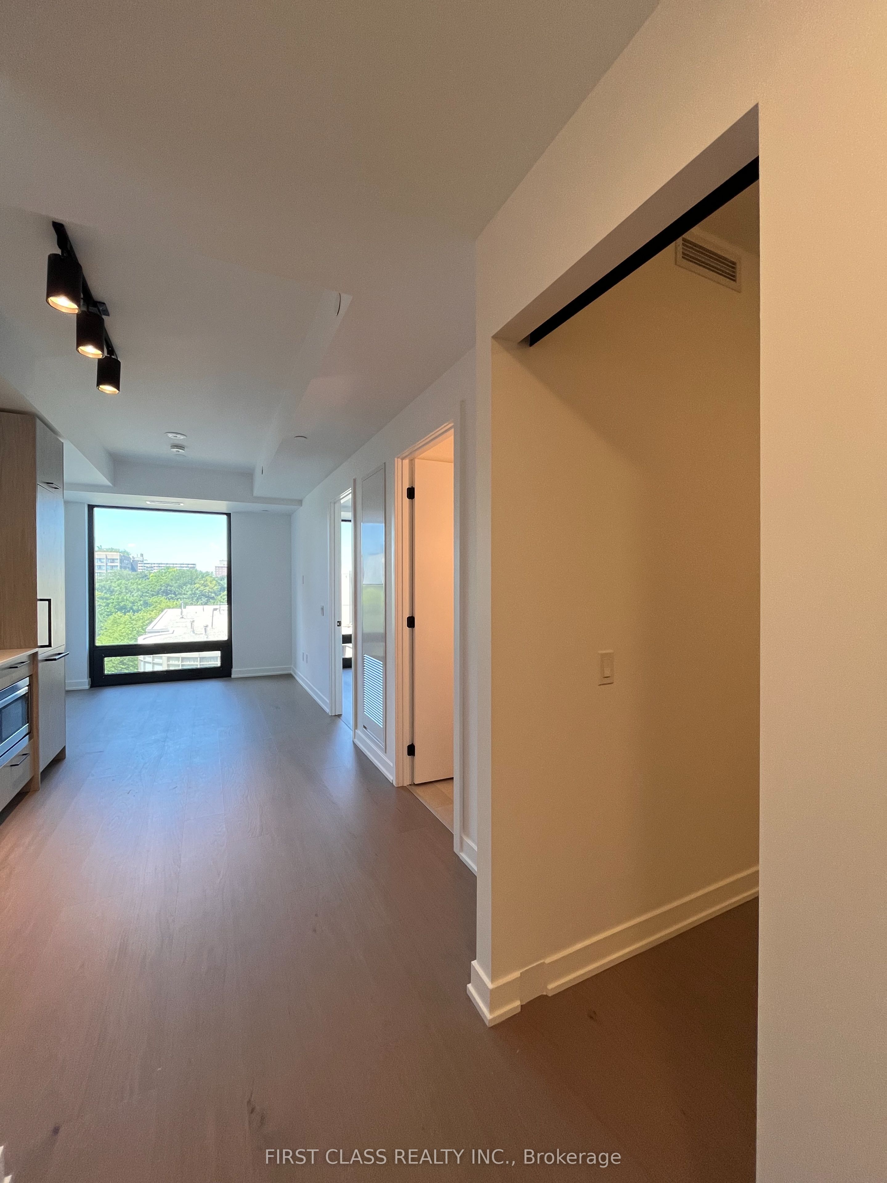 91 Montclair Avenue 908 Property Photo 4