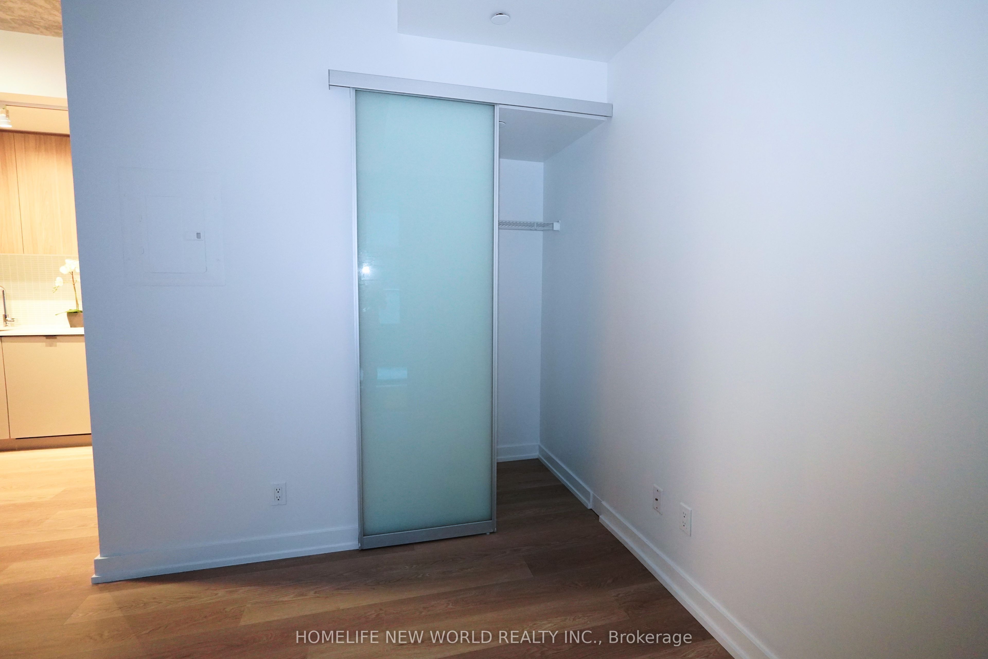 161 Roehampton Avenue 233 Property Photo 10