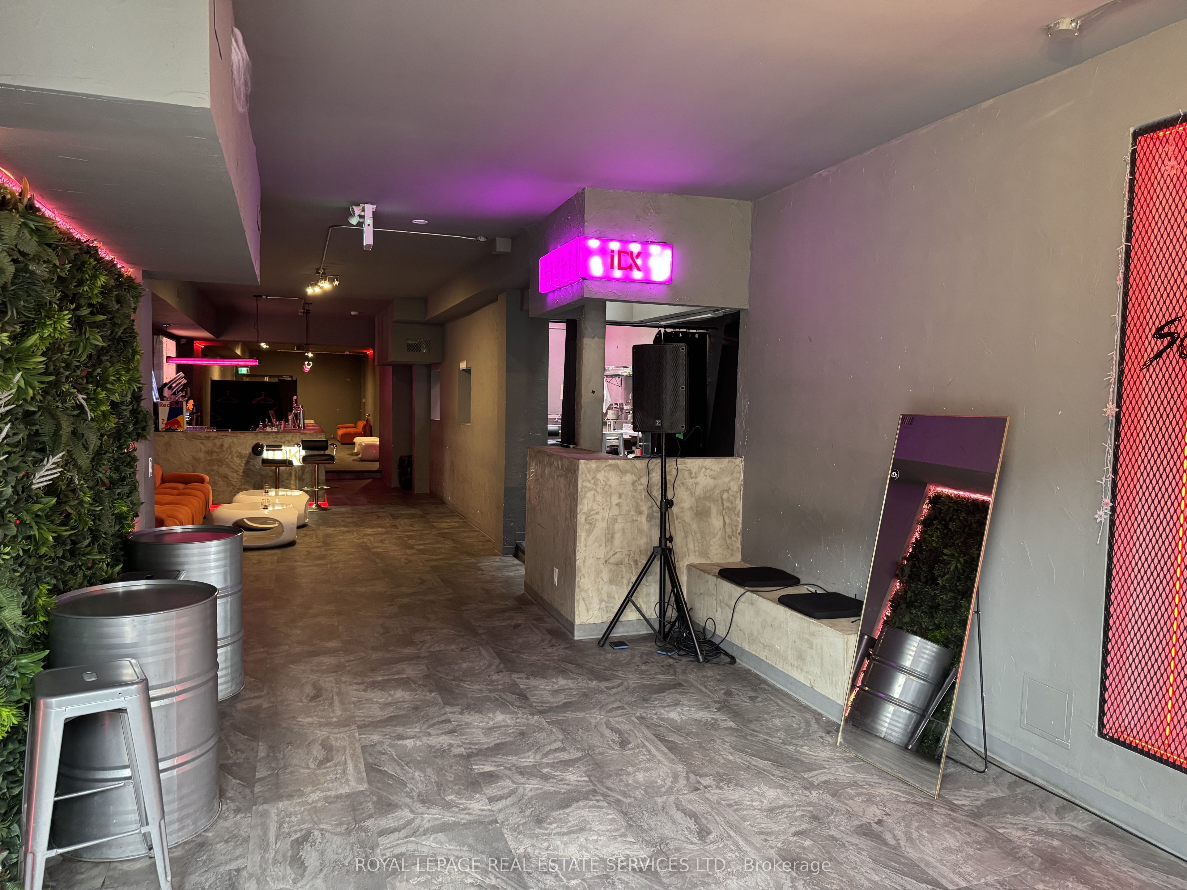 172 Ossington Avenue Main Floor Property Photo 1