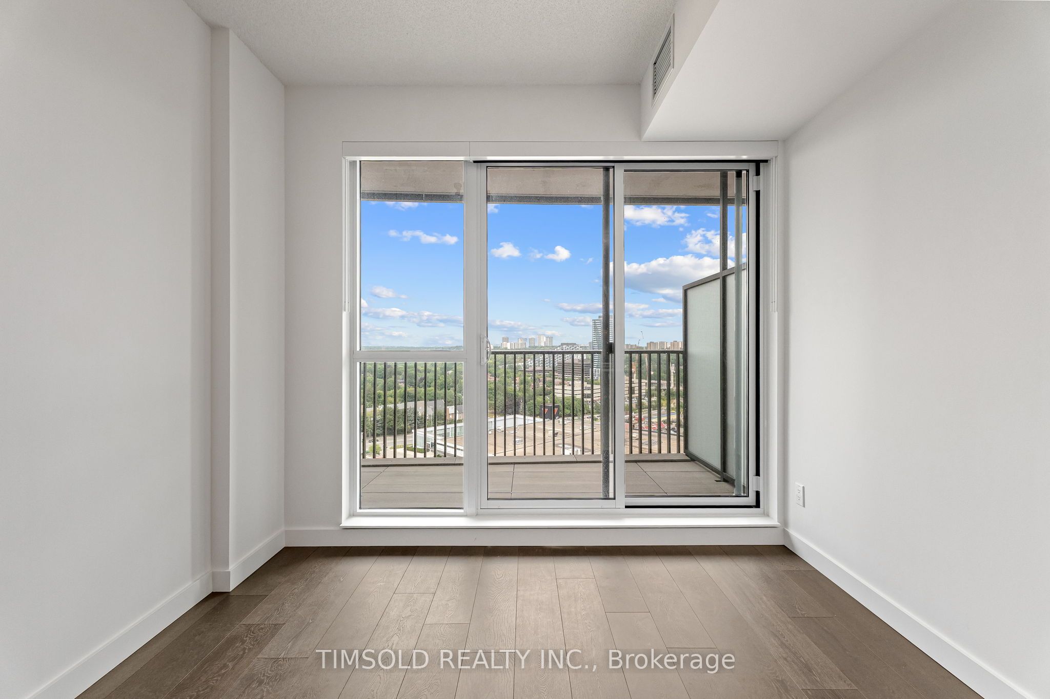 18 Esther Shiner Boulevard 1609 Property Photo 21