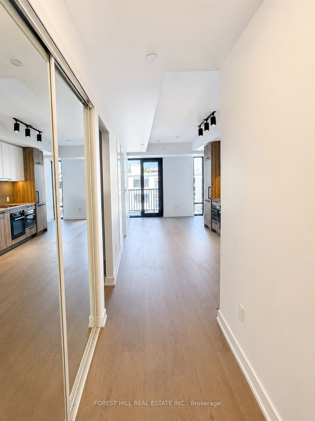91 Montclair Avenue 710 Property Photo 7