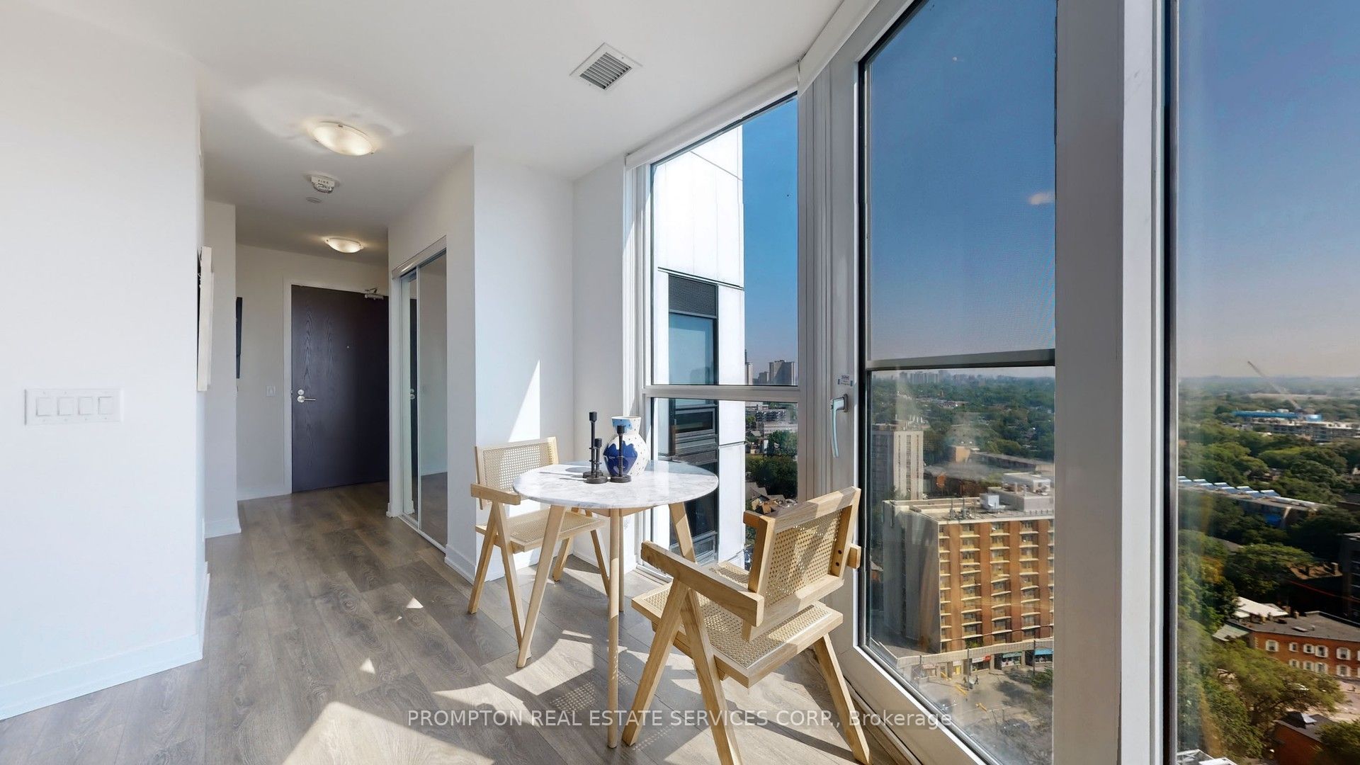 219 Dundas Street E Ph112 Property Photo 11