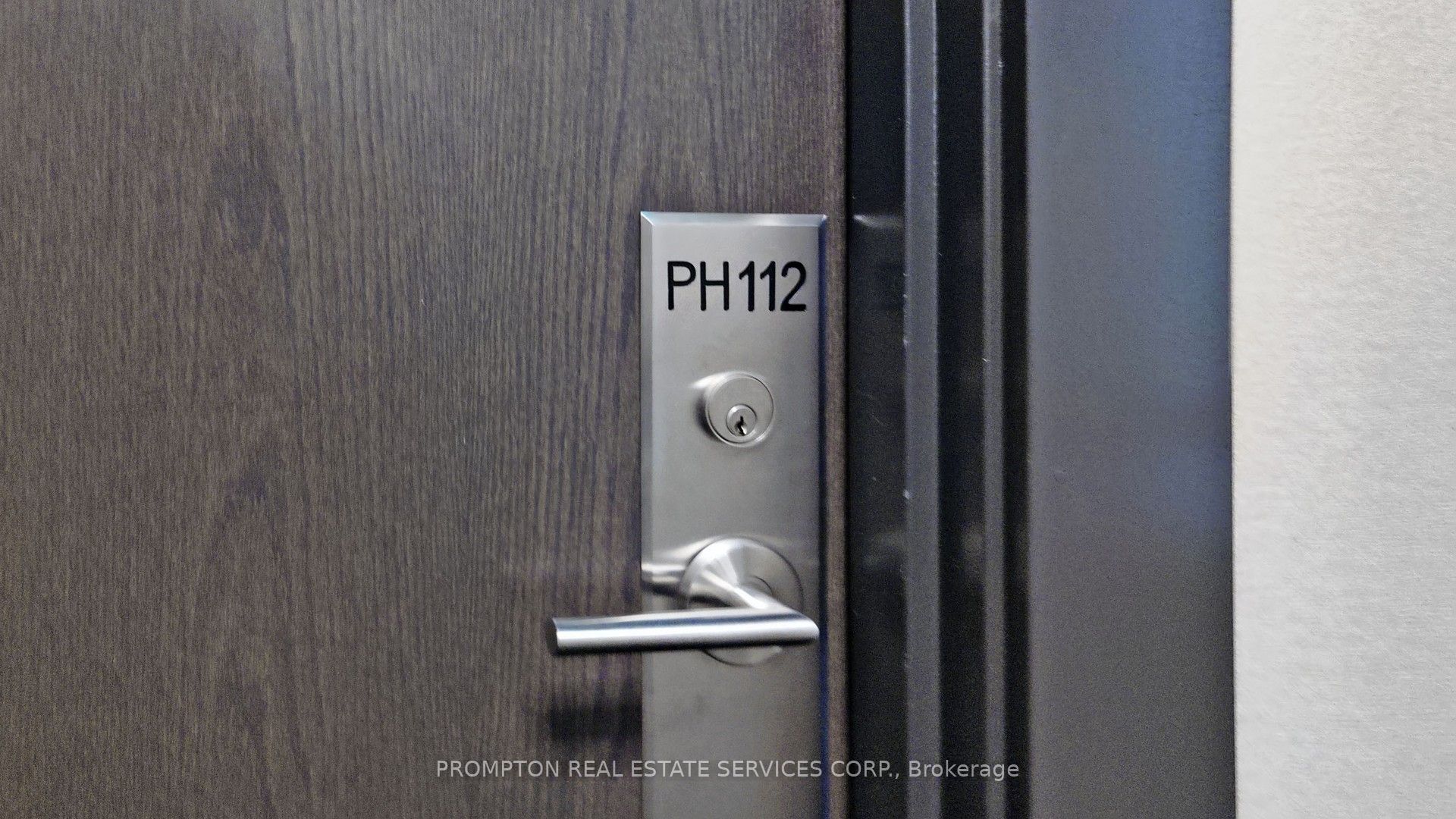 219 Dundas Street E Ph112 Property Photo 22