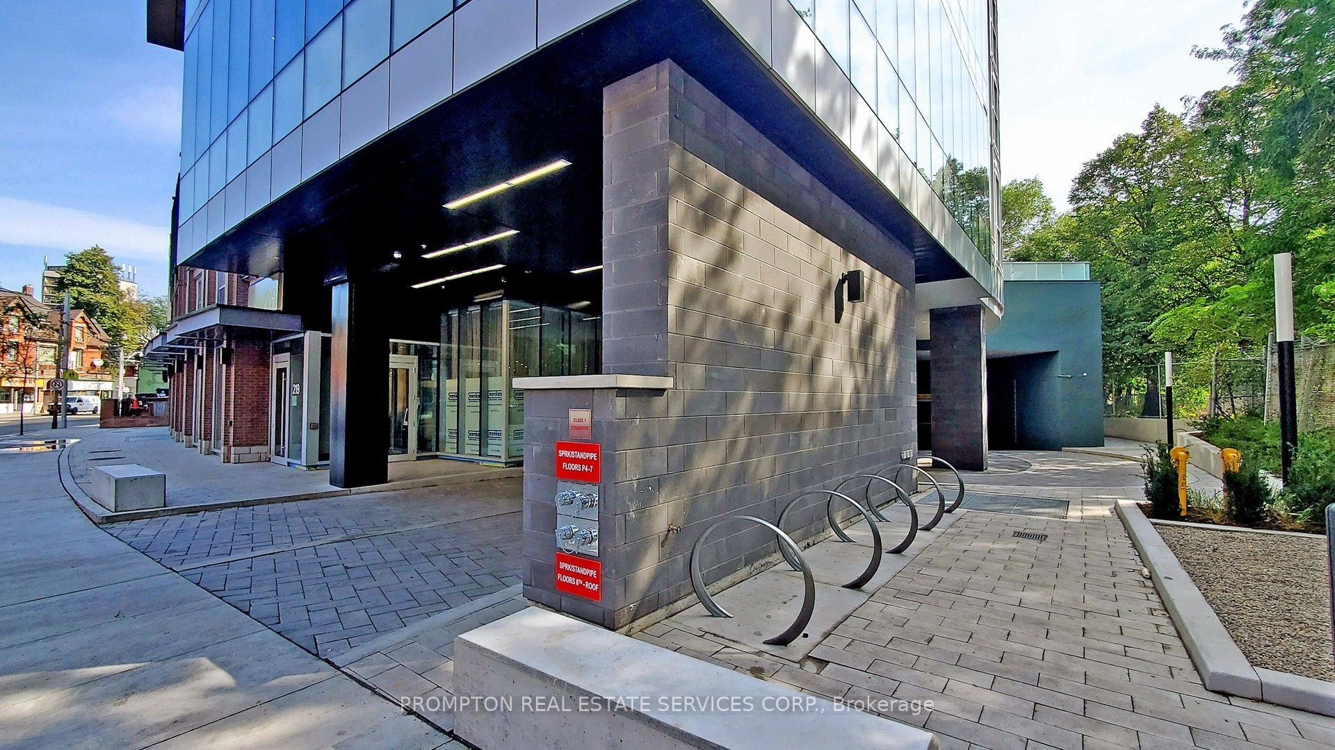 219 Dundas Street E Ph112 Property Photo 32
