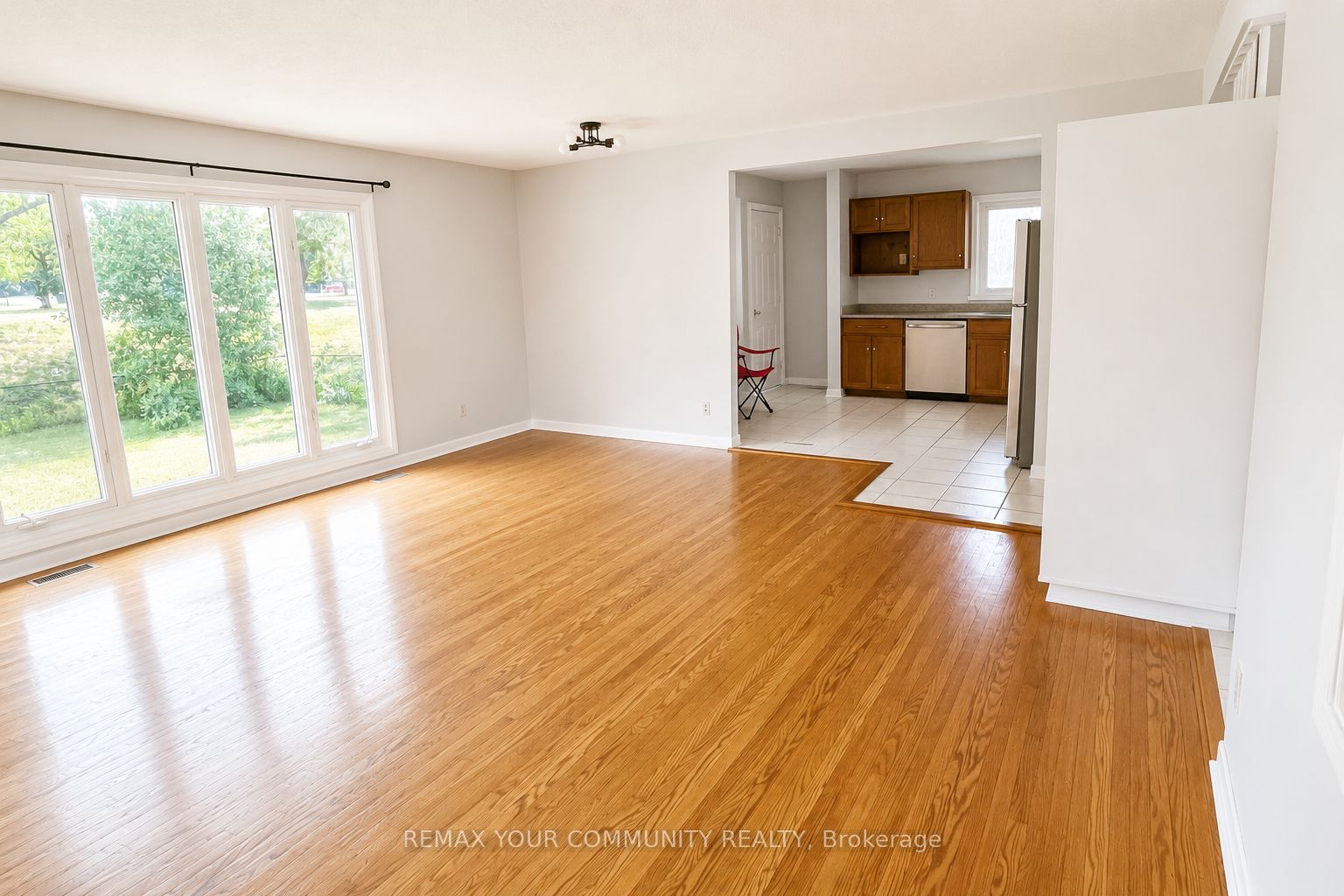 98 Wigmore Drive Property Photo 7