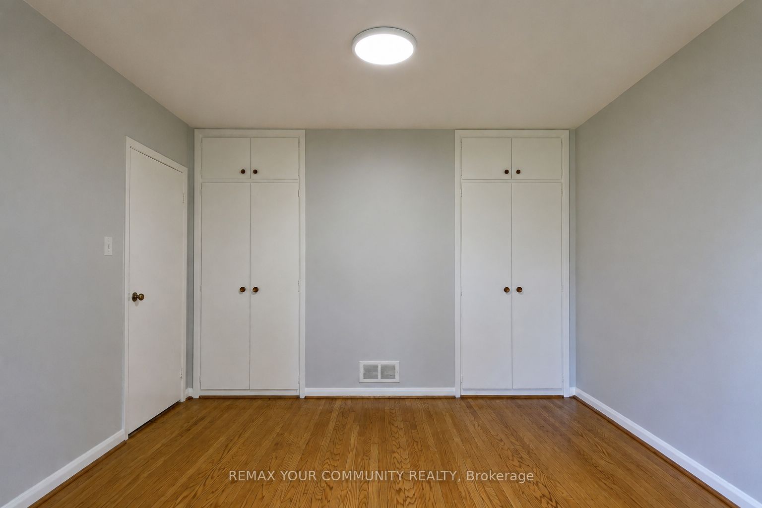 98 Wigmore Drive Property Photo 8