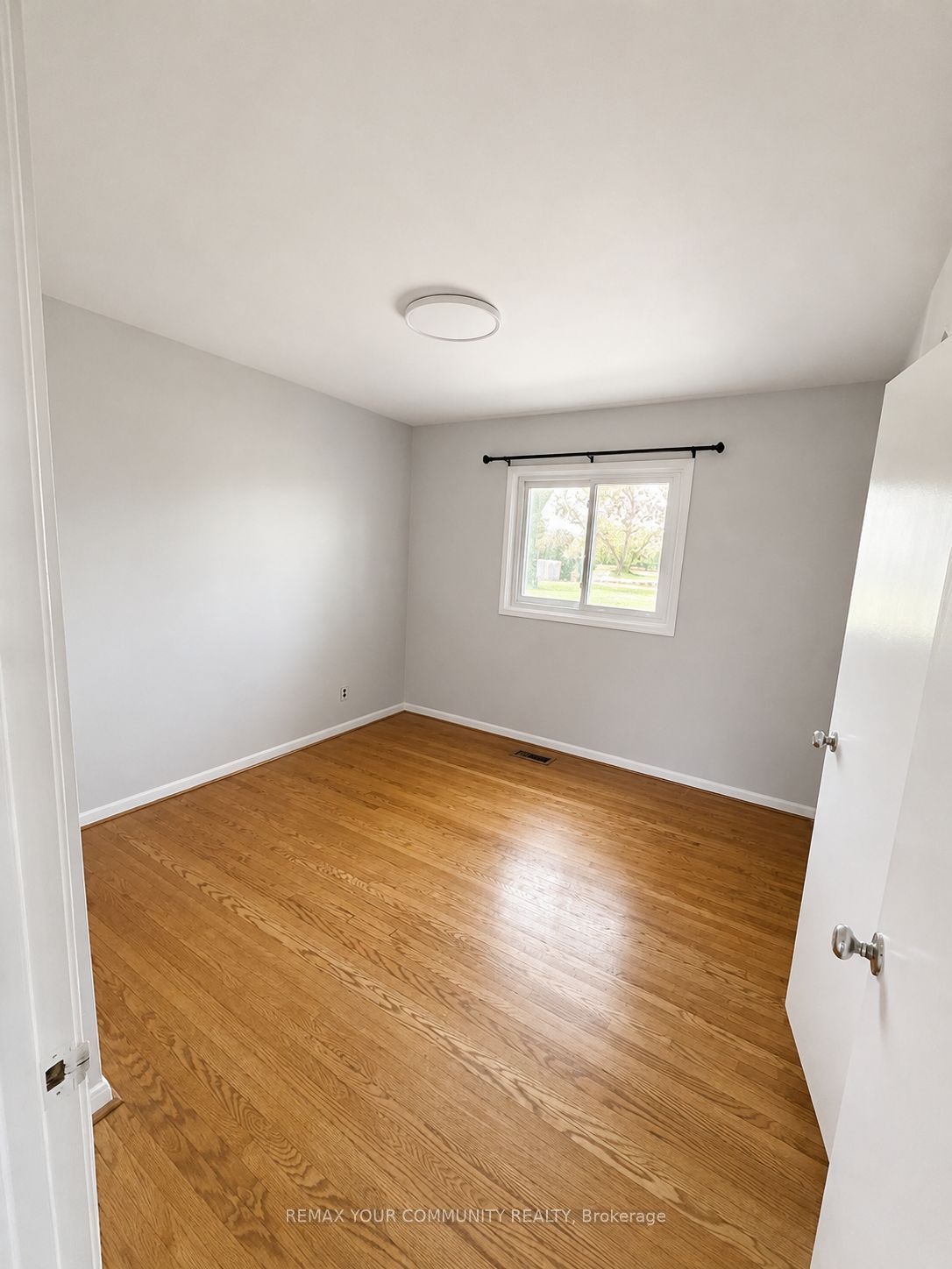 98 Wigmore Drive Property Photo 10