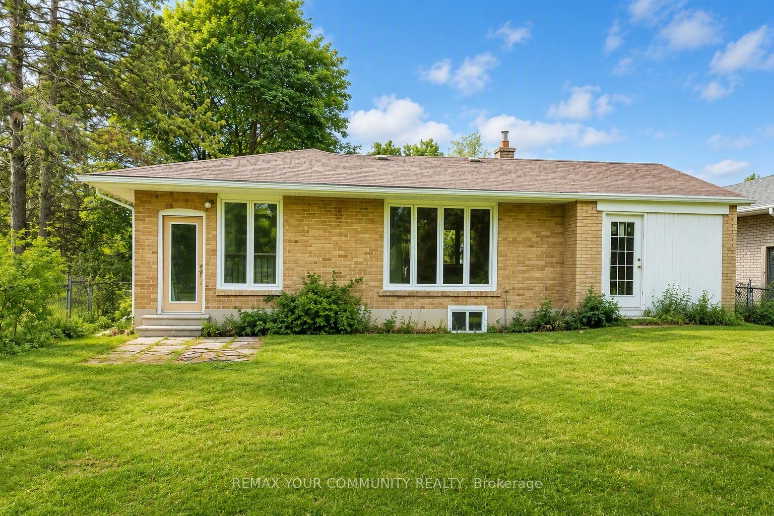 98 Wigmore Drive Property Photo 13