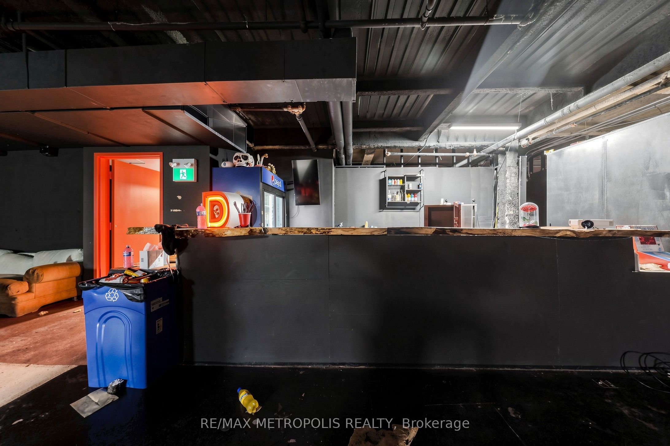 331 - 333 Yonge Street 2nd & 3rd Floor Property Photo 17