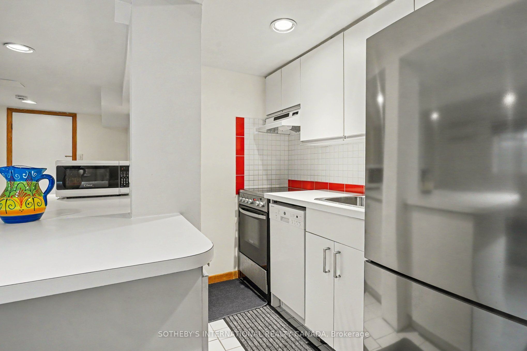 89 Willcocks Street Bsmnt Property Photo 8