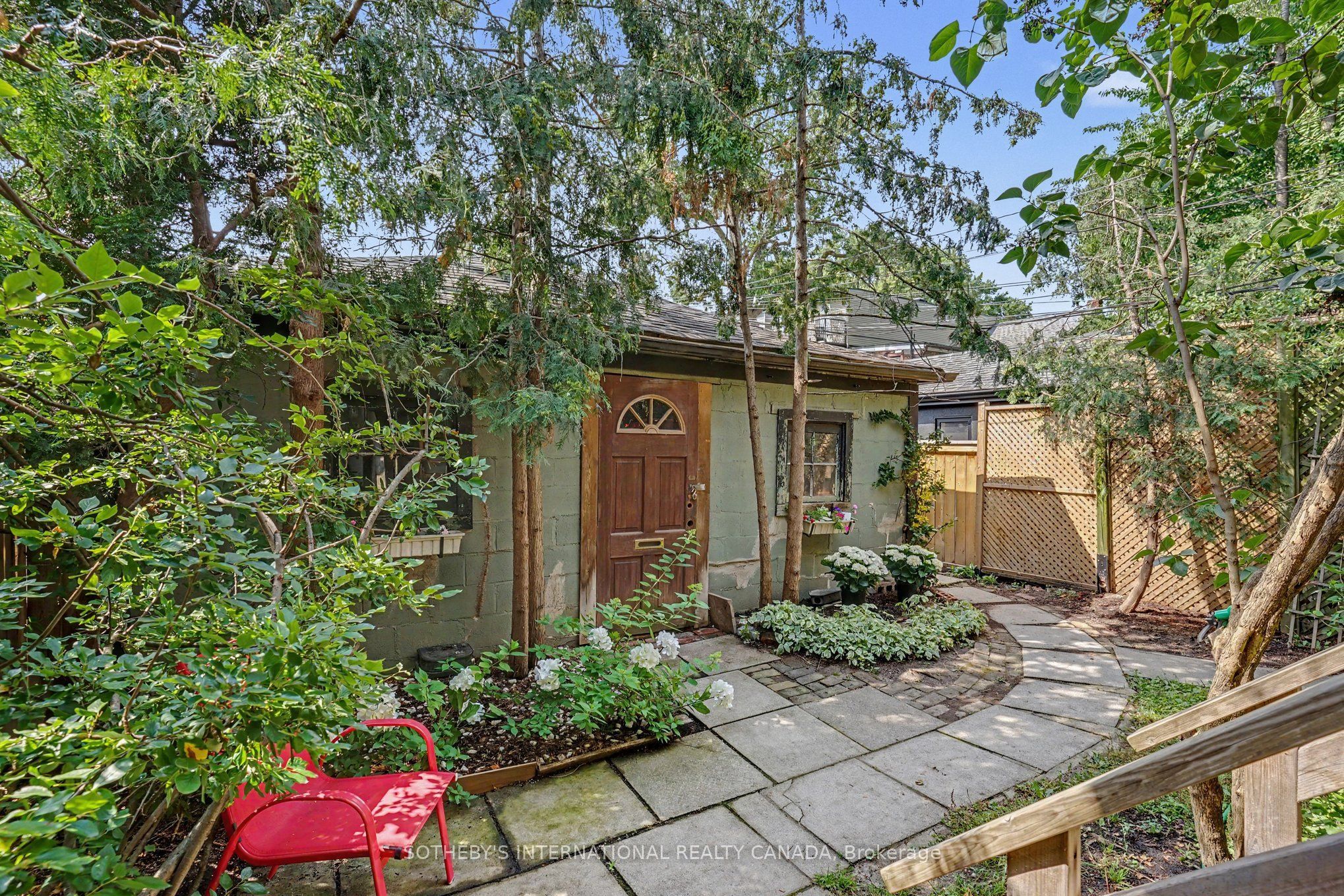 89 Willcocks Street Bsmnt Property Photo 16