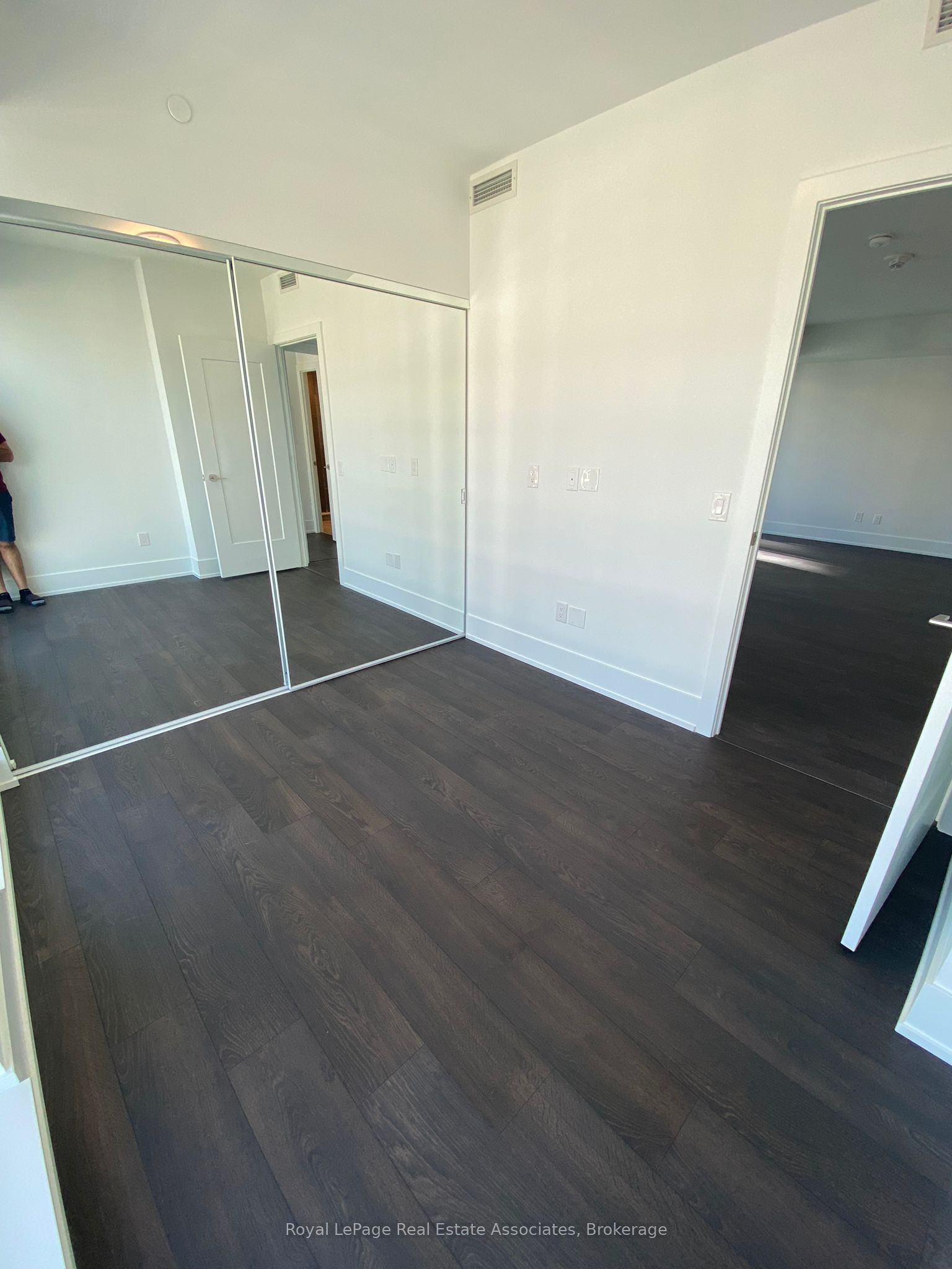 480 Front Street W 1206 Property Photo 15