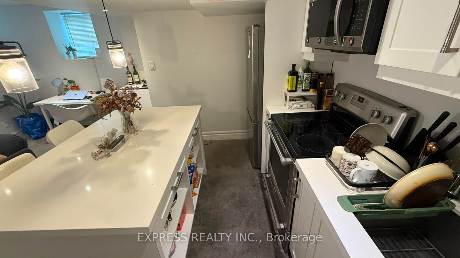 1136 Avenue Road B1 Property Photo 6