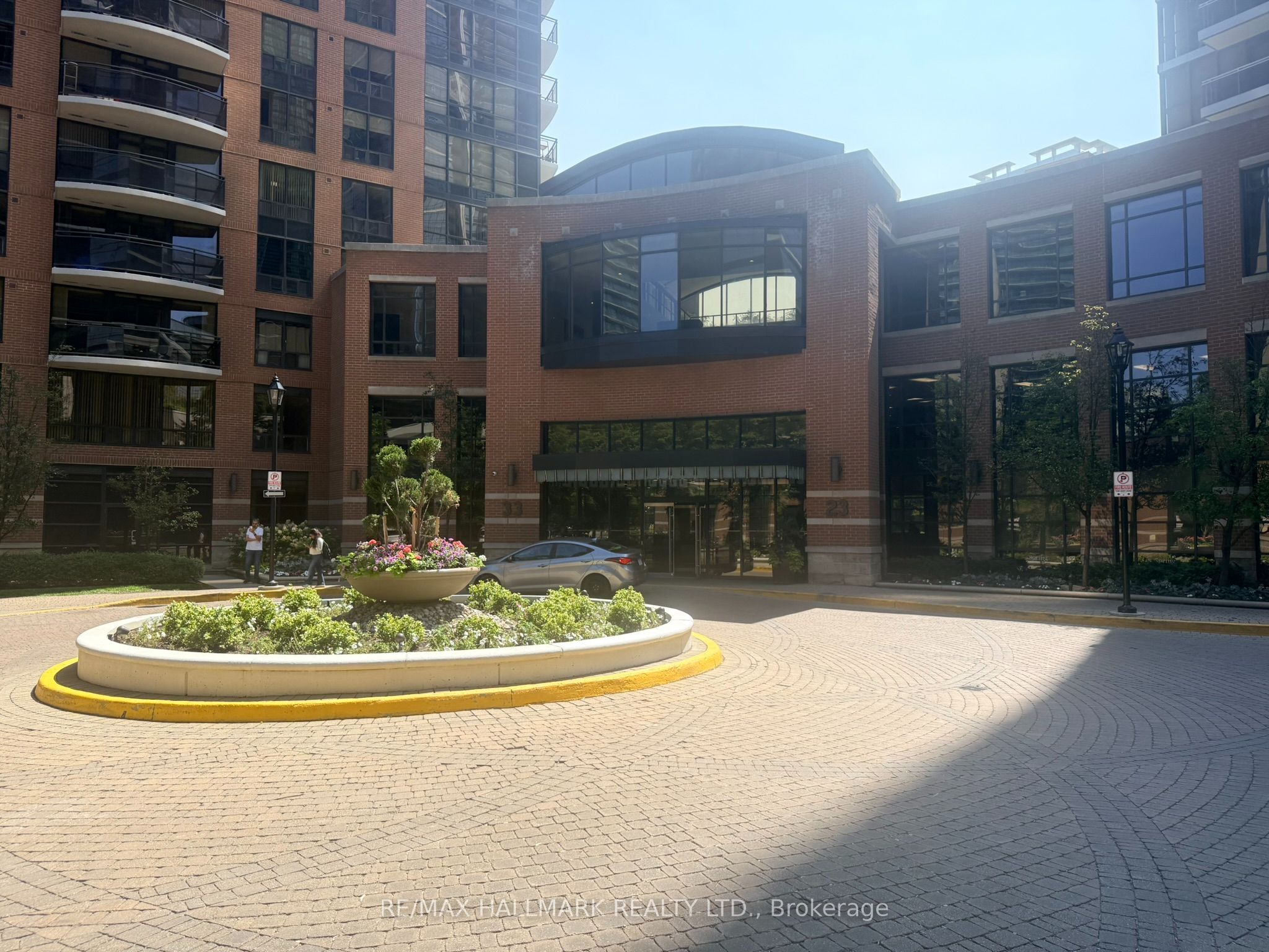 23 Sheppard Avenue E 2011 Property Photo 1