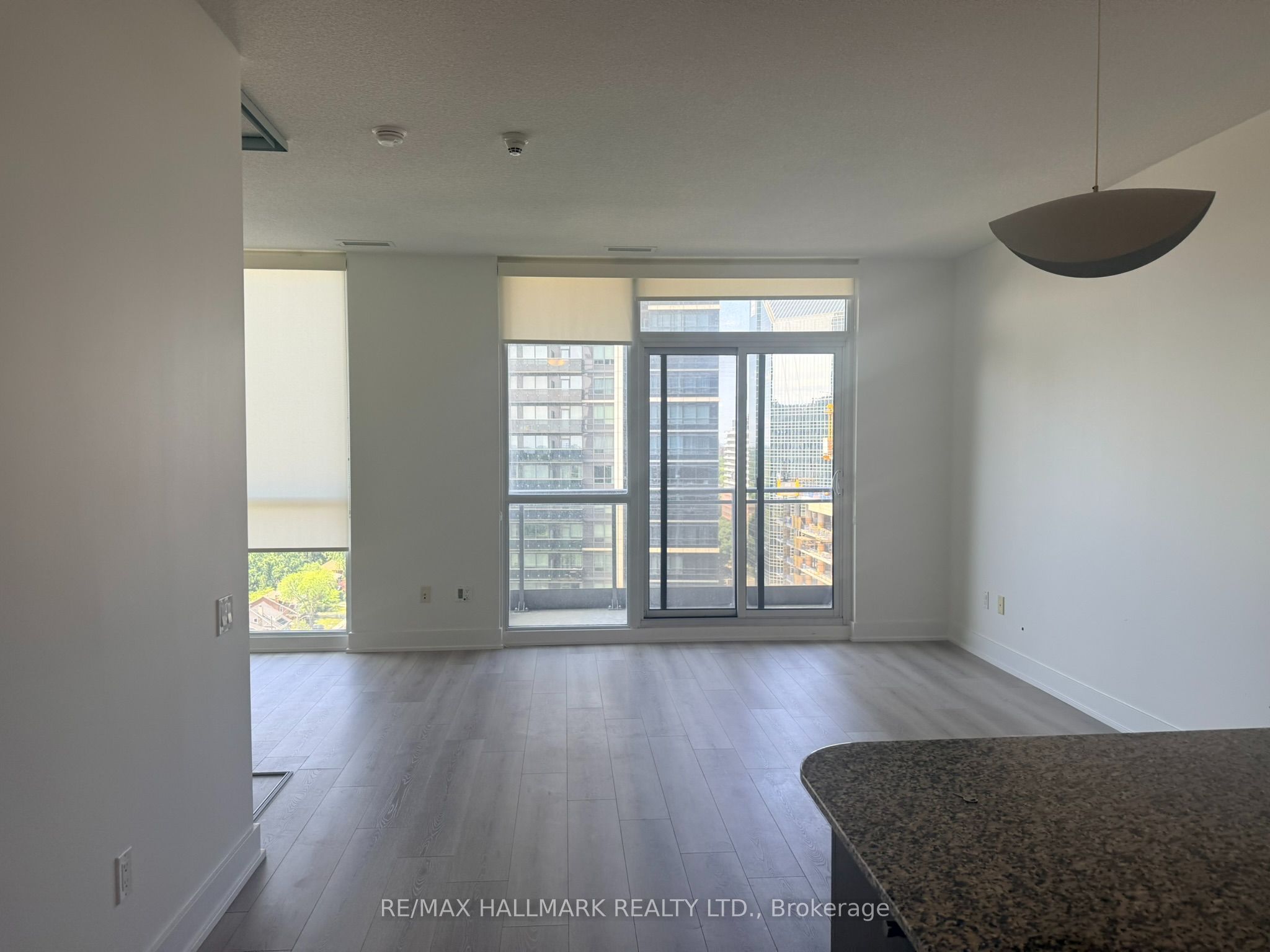 23 Sheppard Avenue E 2011 Property Photo 8