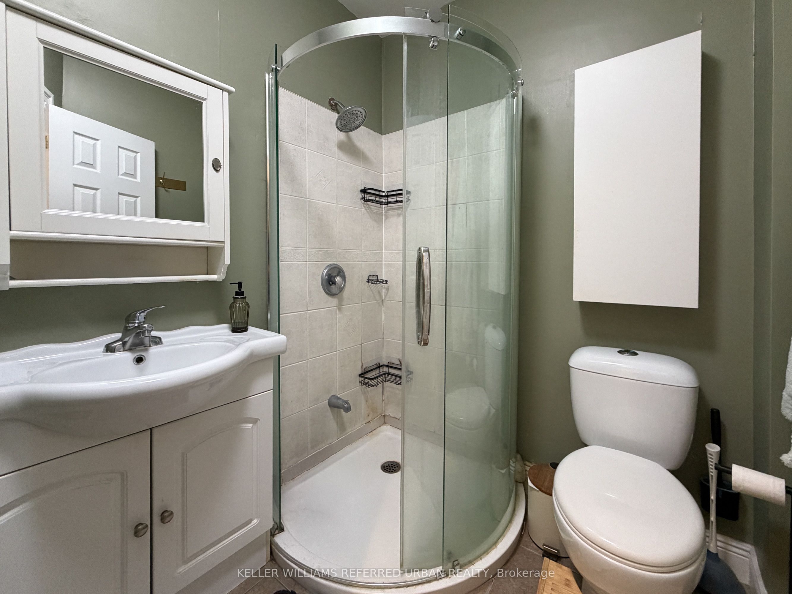 429 Ossington Avenue Main Property Photo 6