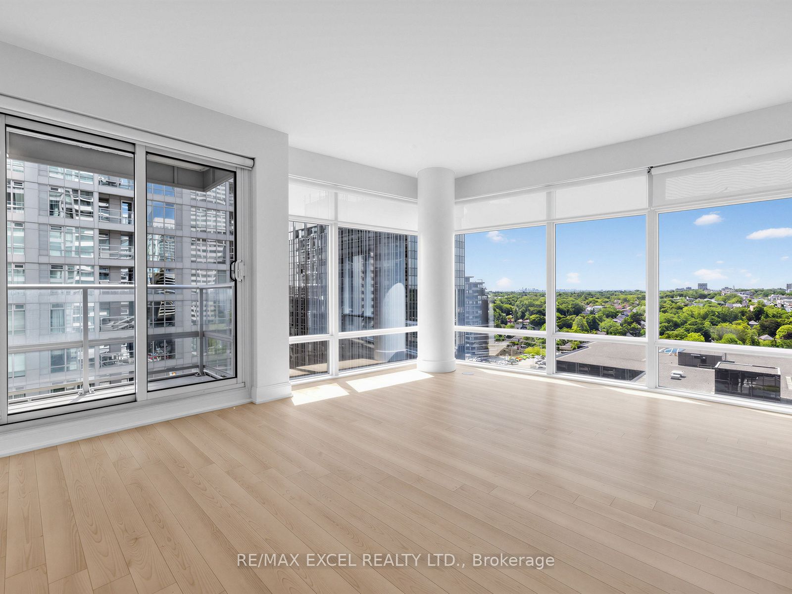 2191 Yonge Street 1805 Property Photo 7