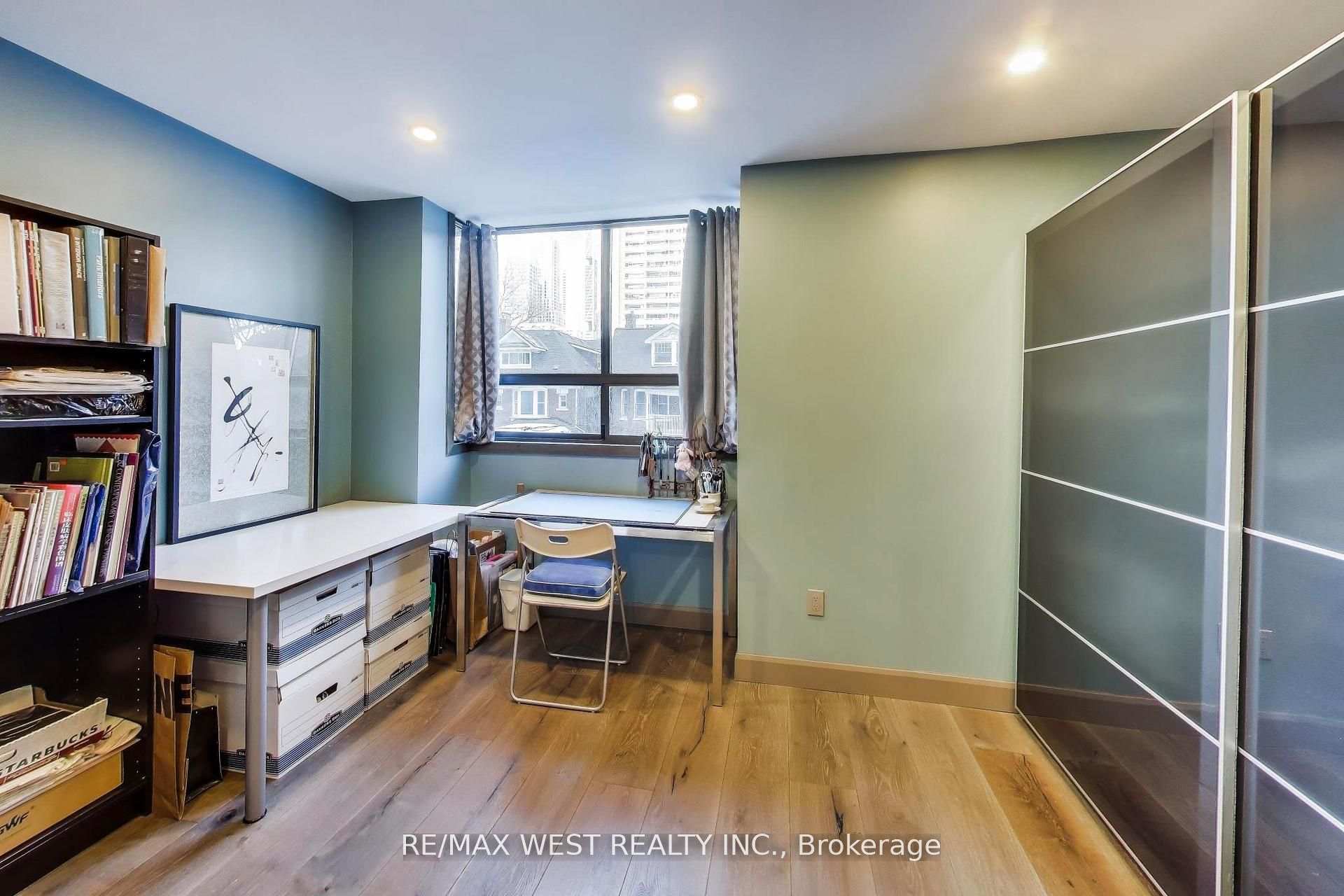 21 Dundonald Street Property Photo 10