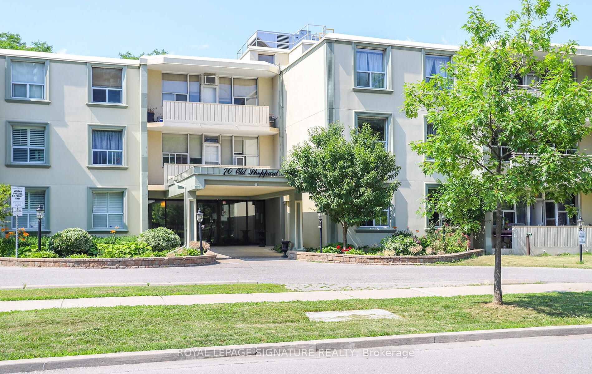 70 Old Sheppard Avenue 112 Property Photo 3