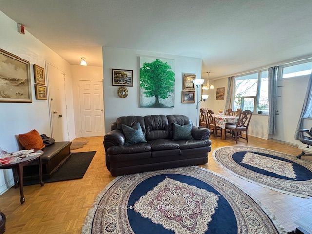 70 Old Sheppard Avenue 112 Property Photo 8