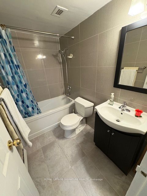 70 Old Sheppard Avenue 112 Property Photo 18